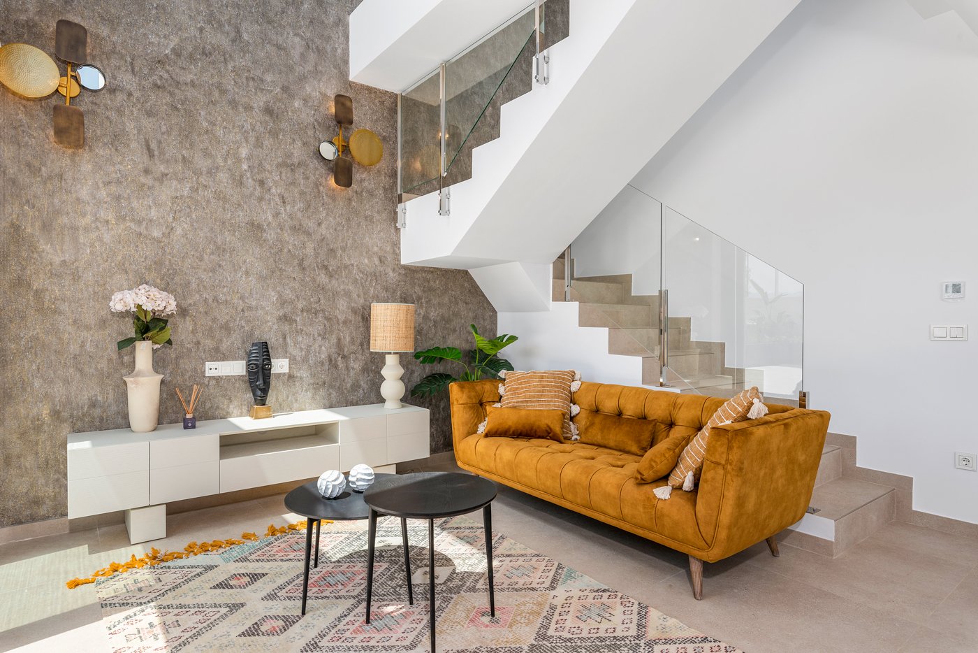  In der charmanten Ortschaft Vera gelegen, bietet diese exklusive Wohnanlage insgesamt 43 Immobilien, die sorgfältig für diejenigen entworfen wurden, 