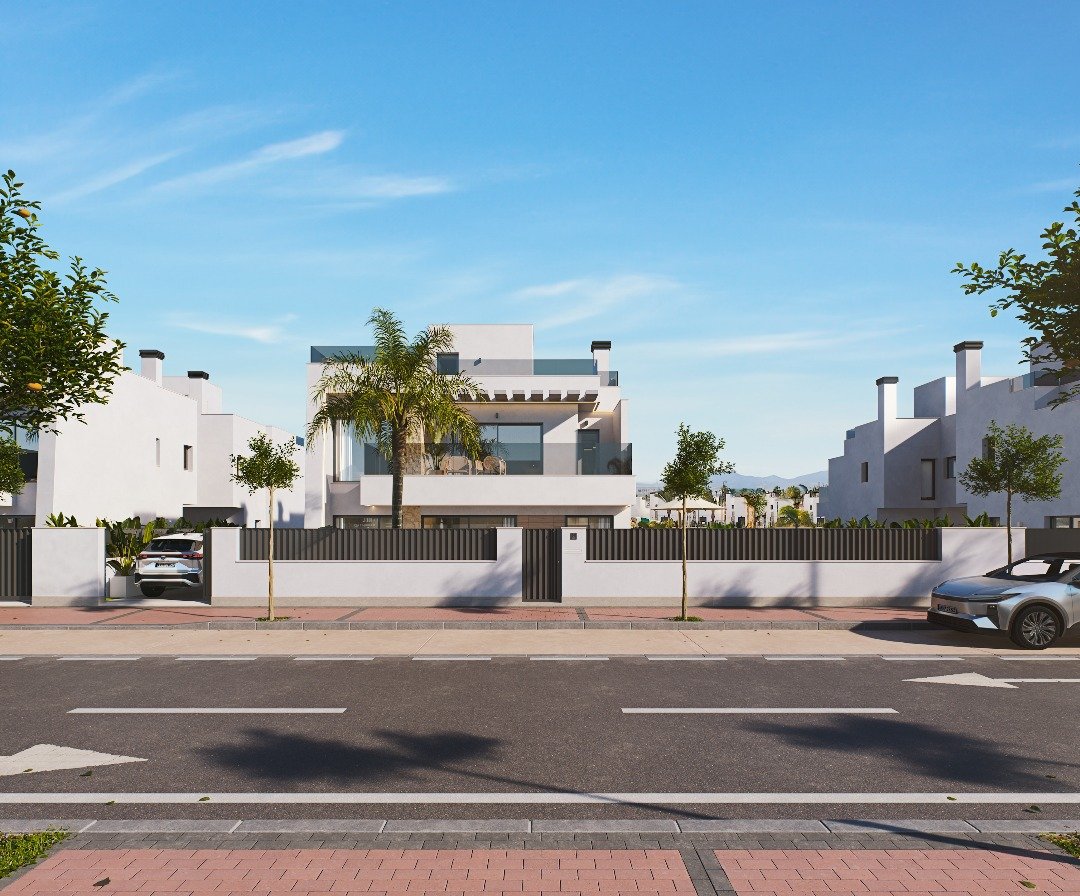  In der charmanten Stadt Torre-Pacheco gelegen, bietet dieses exklusive freistehende Chalet eine perfekte Kombination aus Komfort und Modernität. Mit 