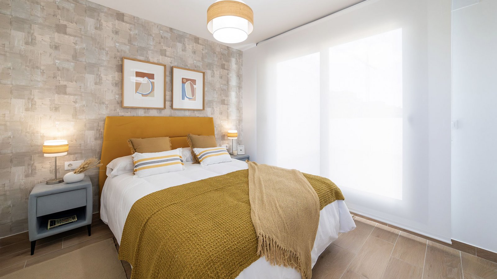  Genießen Sie die Ruhe und den Komfort des Wohnens in einer privaten Urbanisation mit Gemeinschaftspool und Gärten, umgeben von Natur und nur 10 Minut