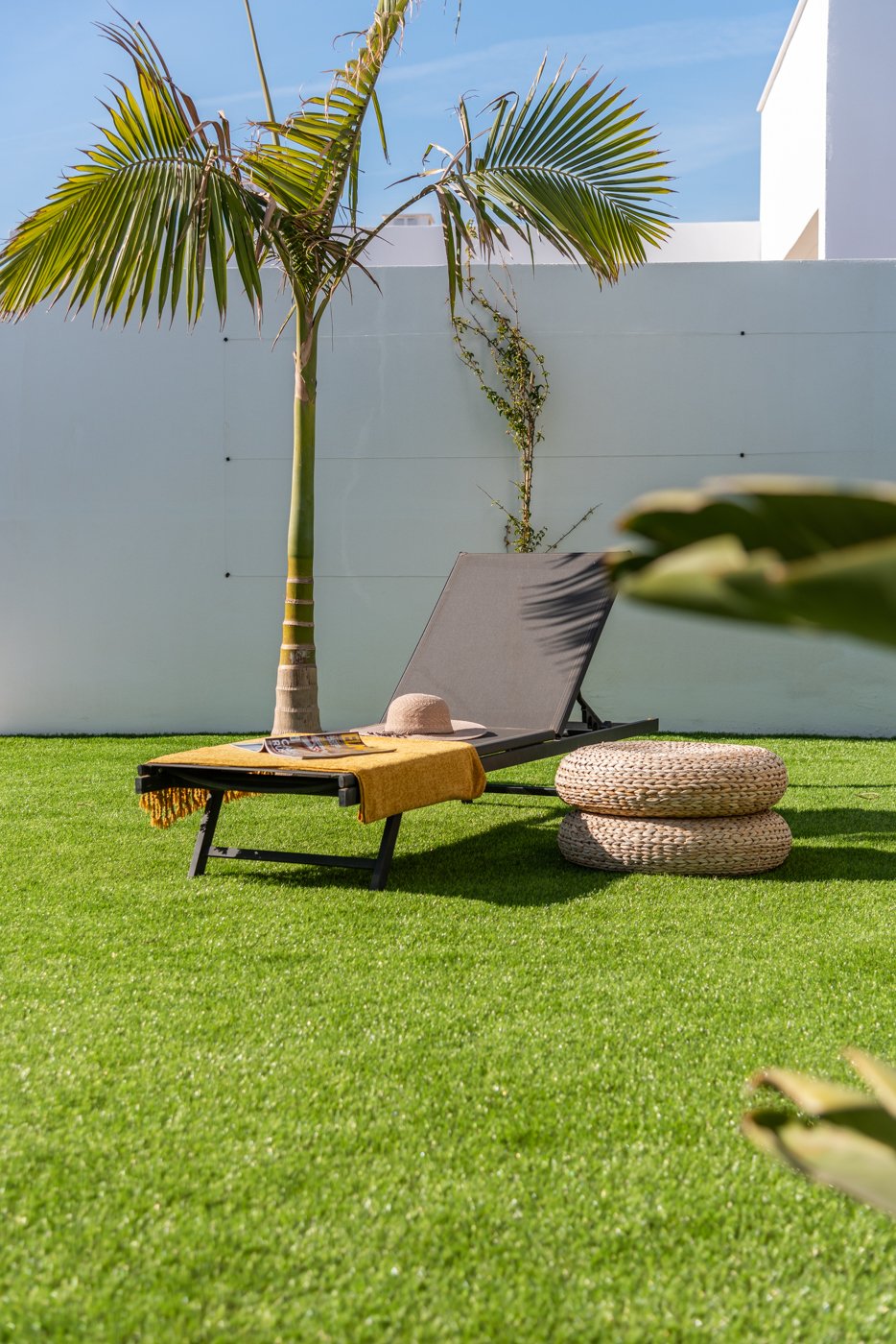  Diese exklusive Sammlung von sechs unabhängigen Wohnhäusern befindet sich im charmanten Enklave von Mar de Cristal und bietet eine ideale Umgebung fü