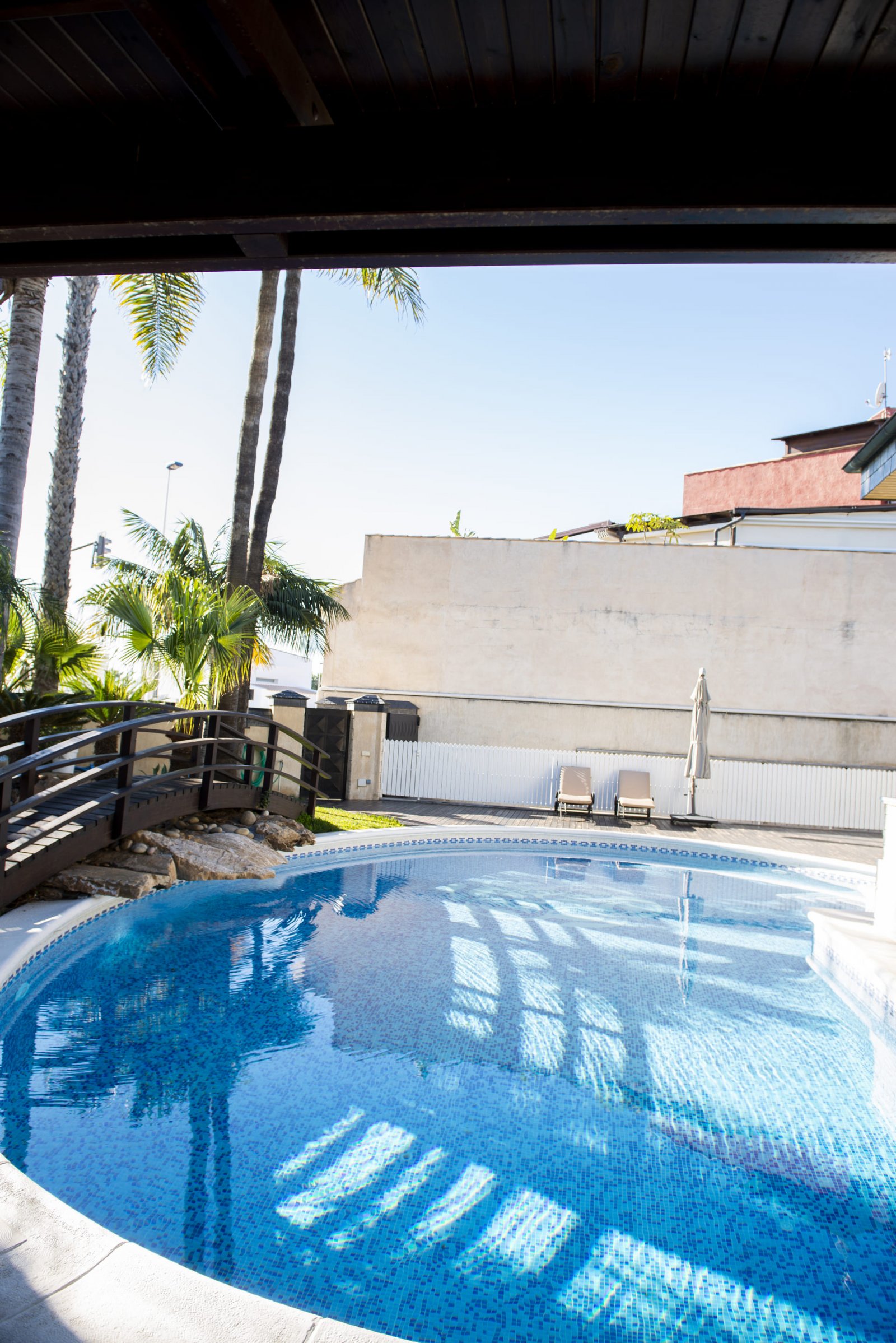 Diese Villa befindet sich in der charmanten Gemeinde San Pedro del Pinatar und bietet ein einzigartiges Wohnerlebnis mit Meerblick. Die Immobilie lie