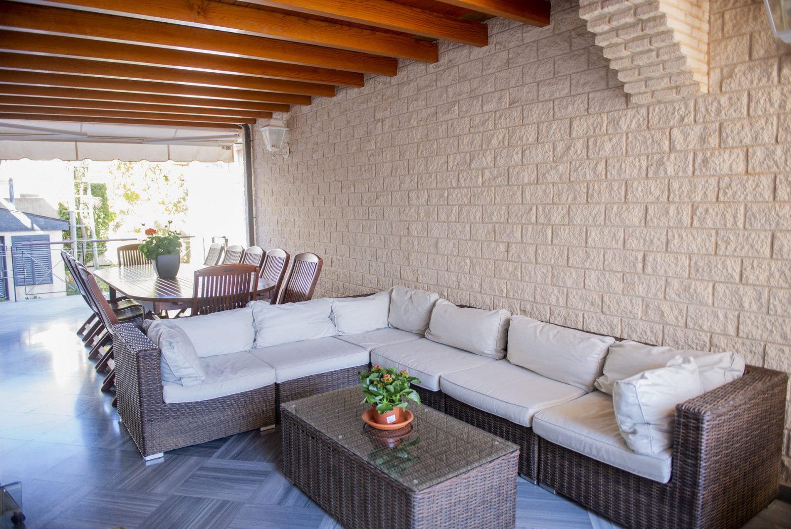 Diese Villa befindet sich in der charmanten Gemeinde San Pedro del Pinatar und bietet ein einzigartiges Wohnerlebnis mit Meerblick. Die Immobilie lie