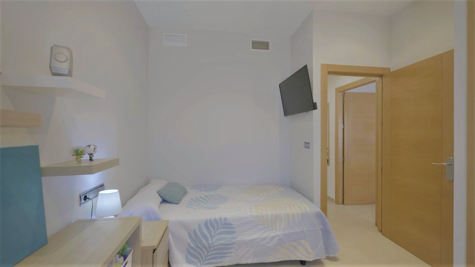  In der ruhigen Gegend von Jerónimo und Avileses gelegen, bietet diese exklusive Villa eine ideale Umgebung für diejenigen, die ein Zuhause in einer f