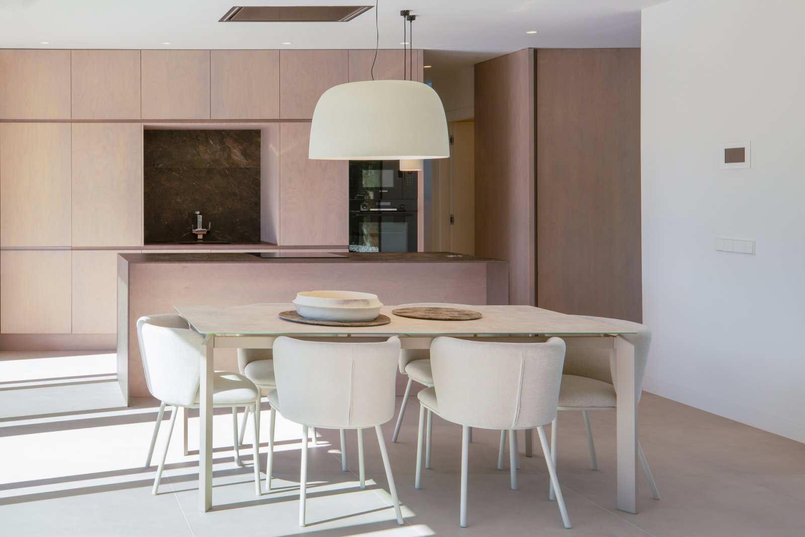  In der exklusiven Gegend von Dehesa de Campoamor gelegen, bietet diese Sammlung von 16 Immobilien eine privilegierte Umgebung für diejenigen, die ein