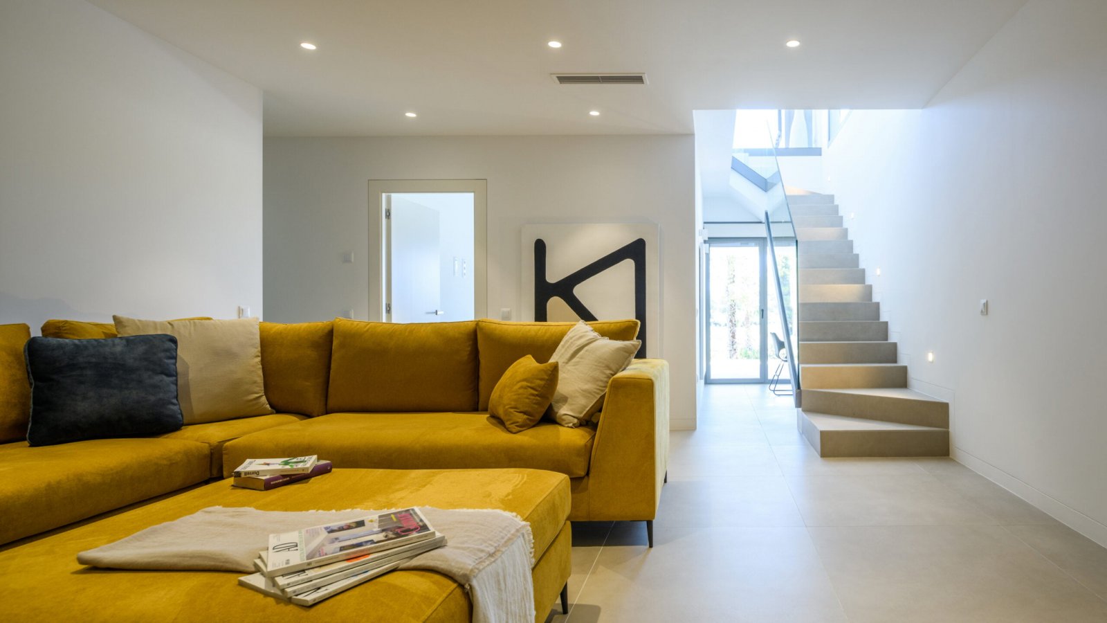  In der exklusiven Gegend von Dehesa de Campoamor gelegen, bietet diese Sammlung von 16 Immobilien eine privilegierte Umgebung für diejenigen, die ein