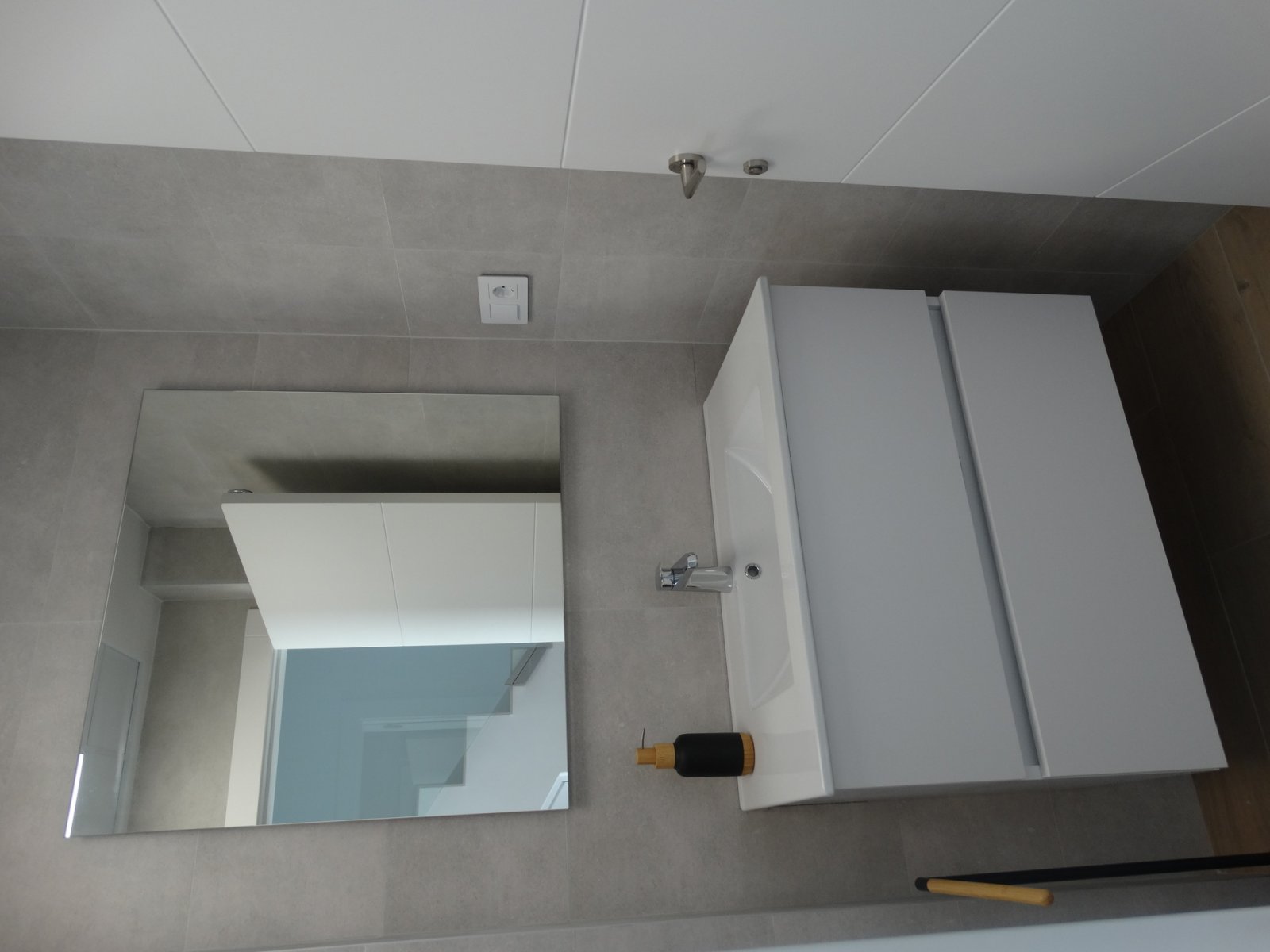 In der charmanten Stadt San Javier gelegen, bietet diese Wohnanlage eine exklusive Auswahl von 9 Reihenhäusern. Diese Häuser sind für diejenigen konz