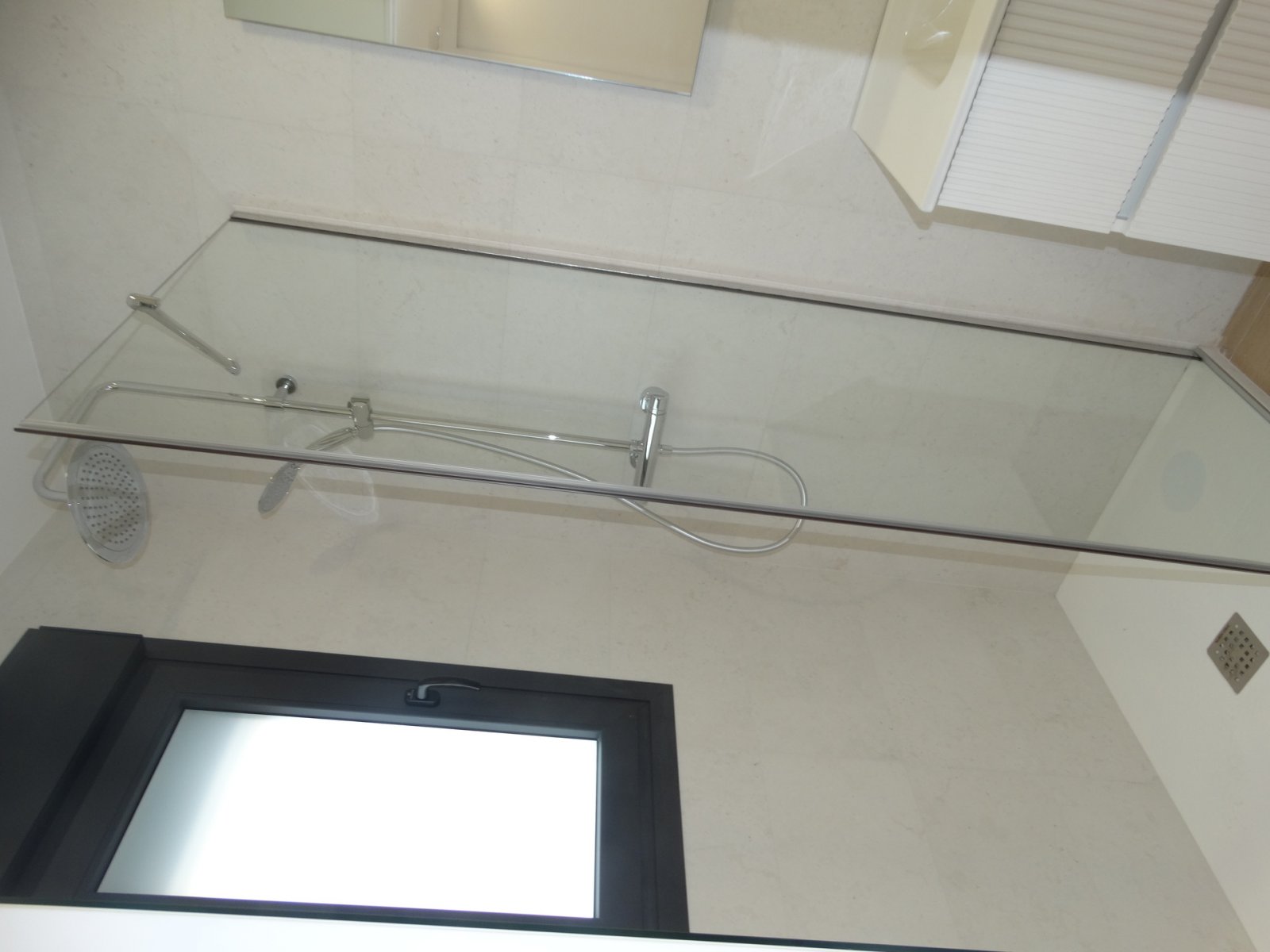 In der charmanten Stadt San Javier gelegen, bietet diese Wohnanlage eine exklusive Auswahl von 9 Reihenhäusern. Diese Häuser sind für diejenigen konz