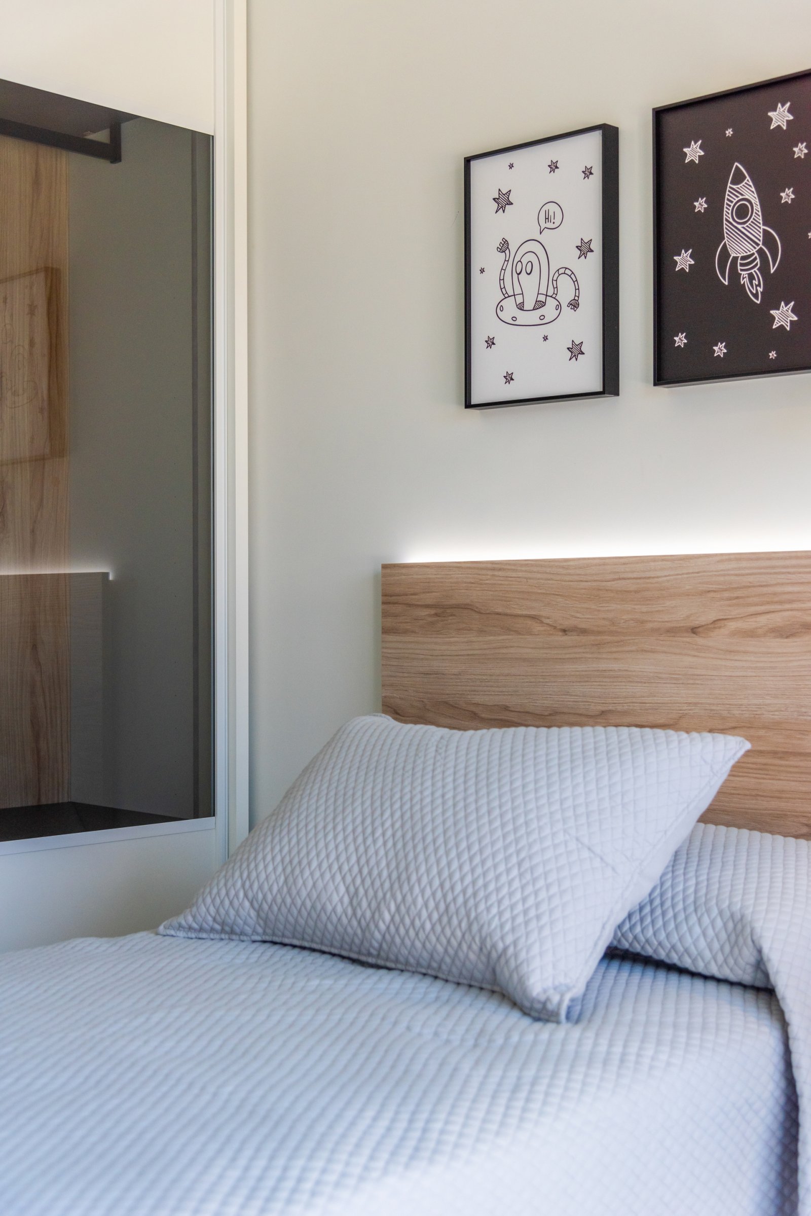  In der charmanten Ortschaft Algorfa gelegen, bietet diese exklusive Sammlung von 44 freistehenden Häusern eine privilegierte Umgebung für diejenigen,