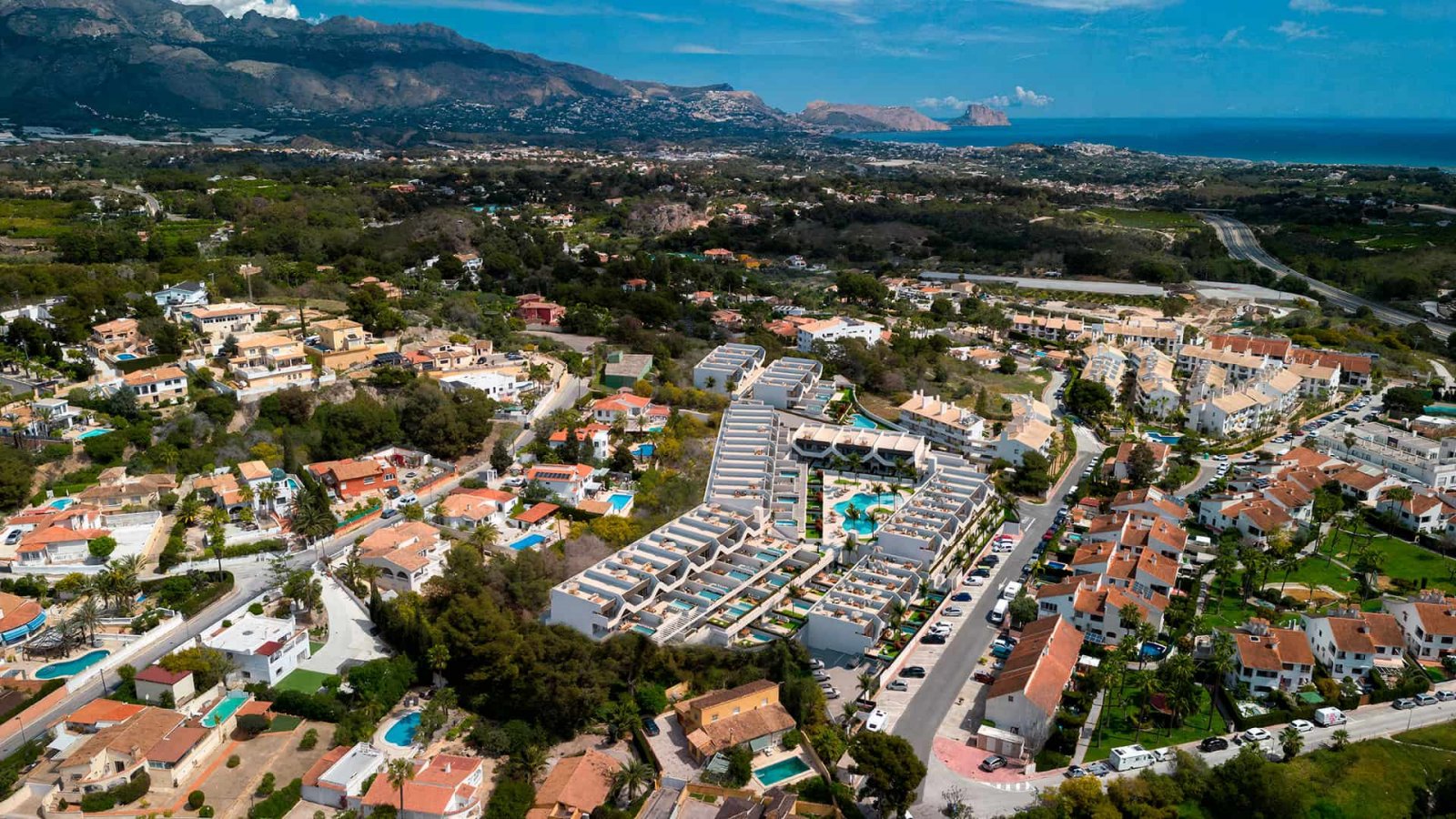 Alfaz del Pi:  Diese Wohnanlage befindet sich in der charmanten Stadt Alfaz del Pi und bietet eine Vielzahl von Wohnmöglichkeiten, die zu unterschiedlichen Lebensst 