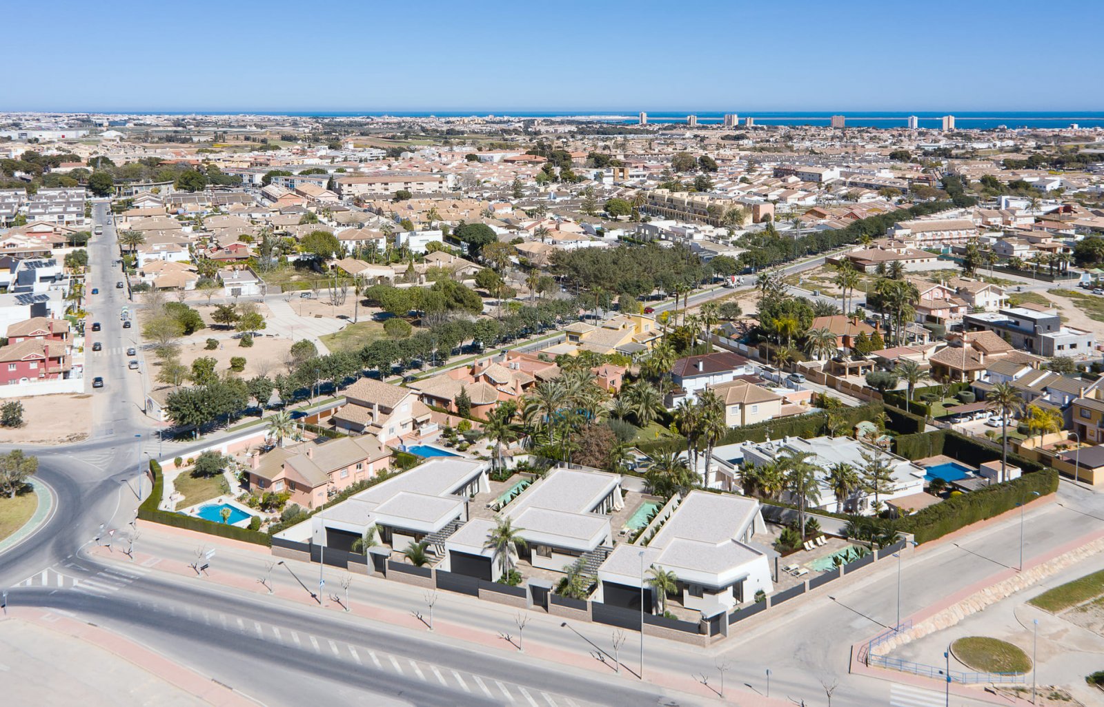  In der charmanten Ortschaft San Javier gelegen, bieten diese exklusiven Villen eine privilegierte Umgebung für diejenigen, die ein Zuhause an der Küs