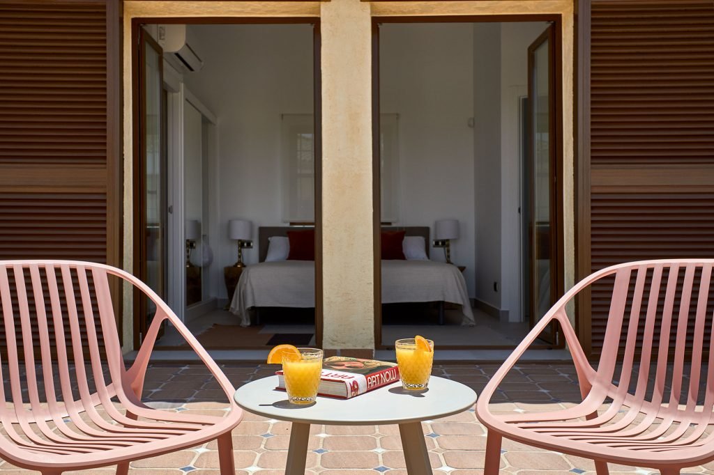  In der charmanten Ortschaft Cuevas del Almanzora gelegen, bietet diese exklusive Wohnanlage 13 unabhängige Wohnhäuser, die für diejenigen entworfen w