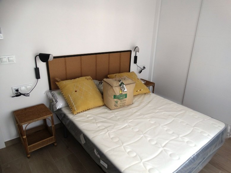  In der charmanten Ortschaft Pilar de la Horadada gelegen, bietet diese exklusive Sammlung von Reihenhäusern eine einzigartige Gelegenheit, eine privi