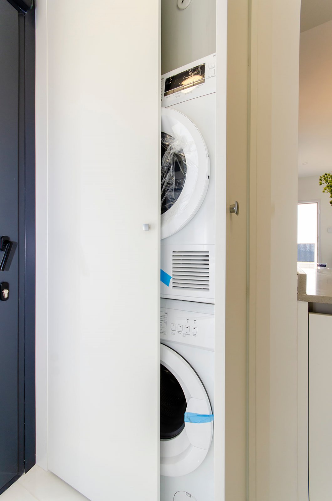 In der charmanten Stadt Orihuela gelegen, bietet dieser Wohnkomplex 39 unabhängige Häuser, die durch ihr modernes und funktionales Design hervorstech