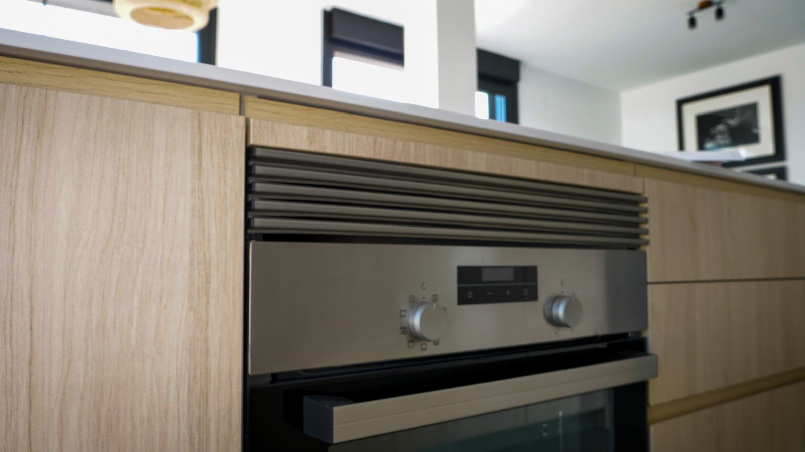  In der charmanten Umgebung von Polop gelegen, bietet diese exklusive Wohnanlage eine Auswahl an Apartments und Reihenhäusern. Mit insgesamt sechs Imm