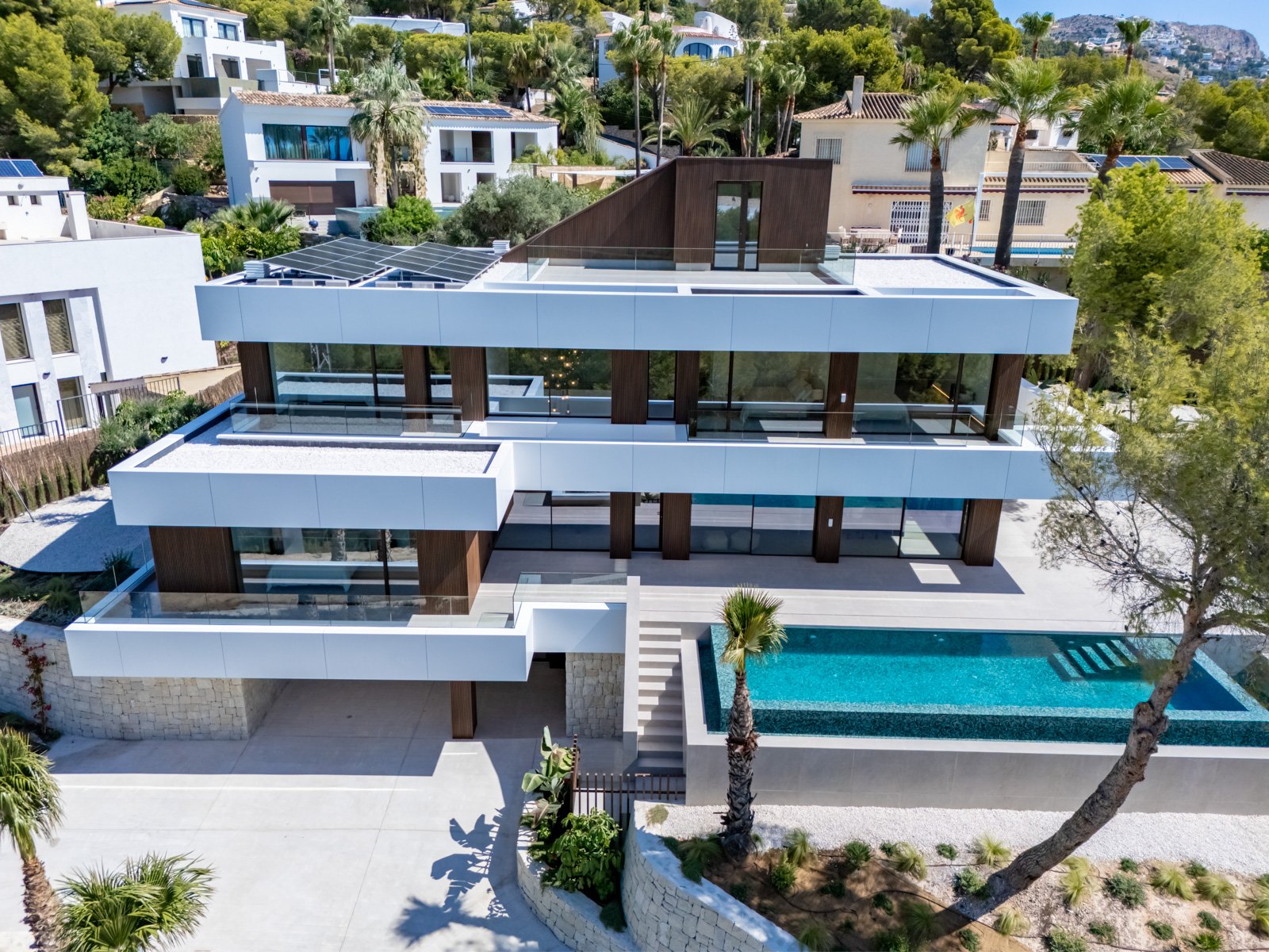  Komplett fertiggestellte Luxusimmobilie in Altea, mit Meerblick, in einer sehr ruhigen Gegend, gebaut nach Nachhaltigkeits- und Energieeffizienzstand