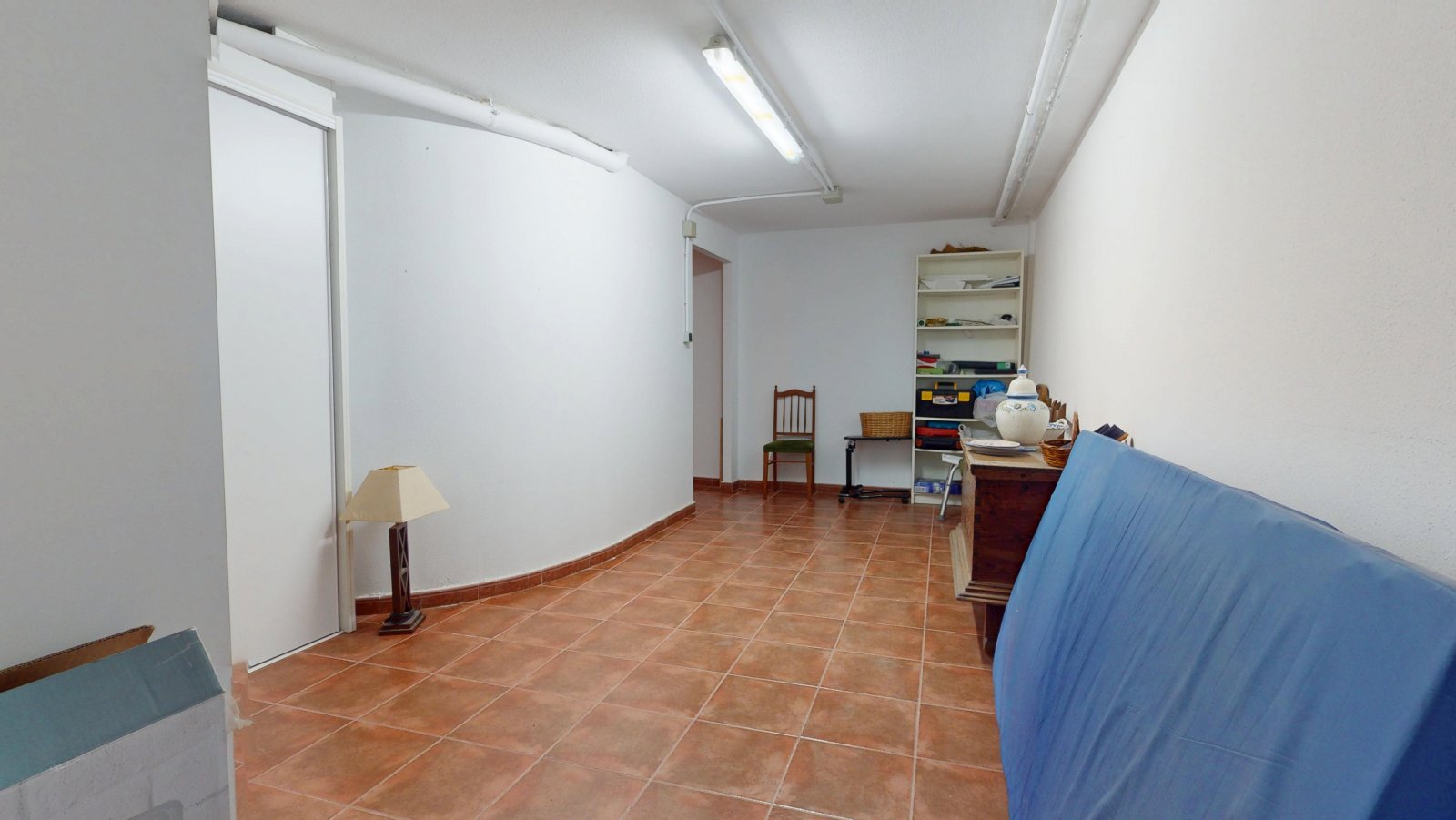  In der charmanten Stadt Águilas gelegen, bietet dieses freistehende Chalet ein außergewöhnliches Wohnerlebnis mit Meerblick. Die Immobilie befindet s