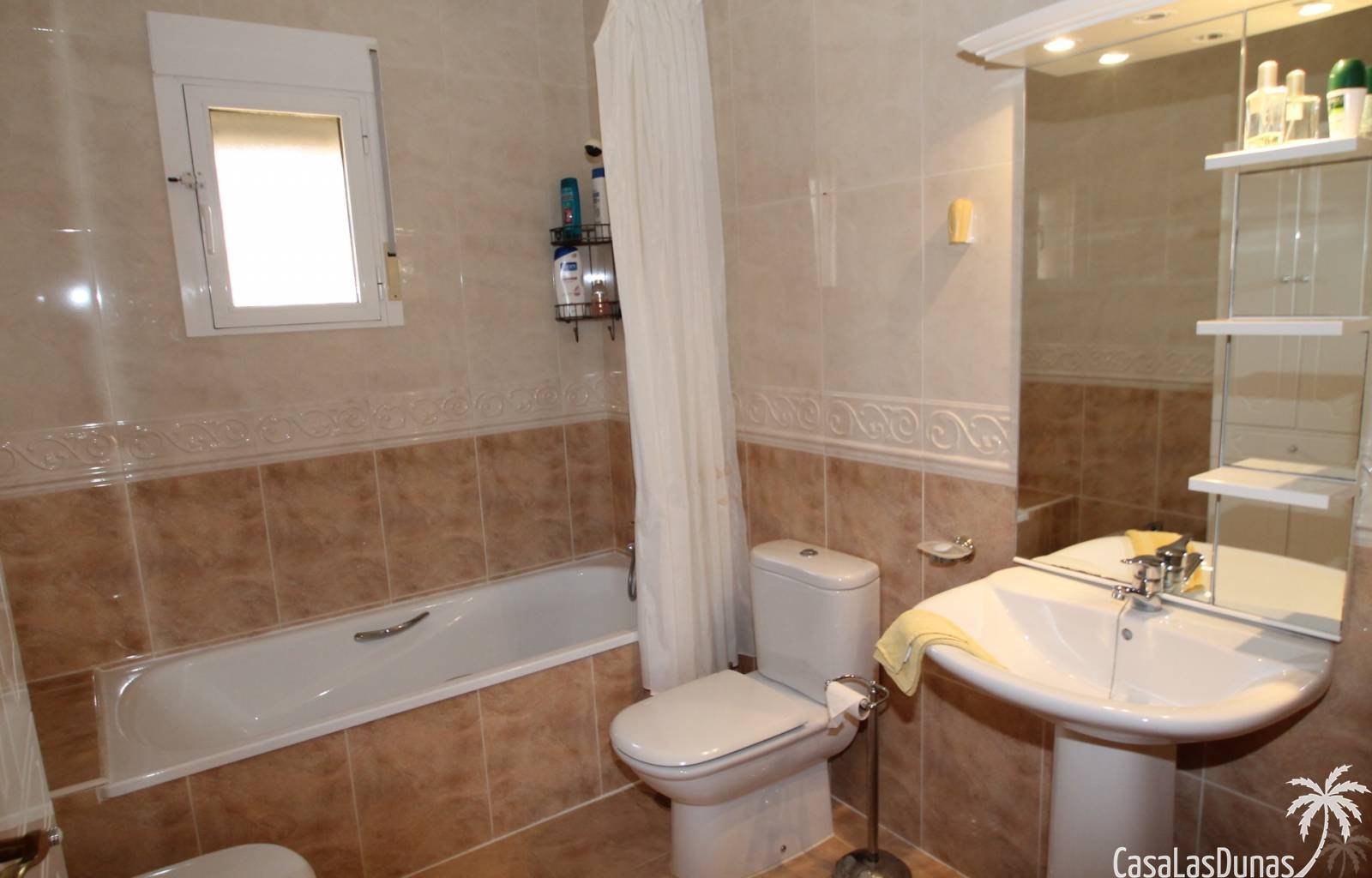  Casa Montenas ist das ideale Urlaubsziel für alle, die sowohl Komfort als auch Privatsphäre im Herzen der wunderschönen spanischen Landschaft suchen.