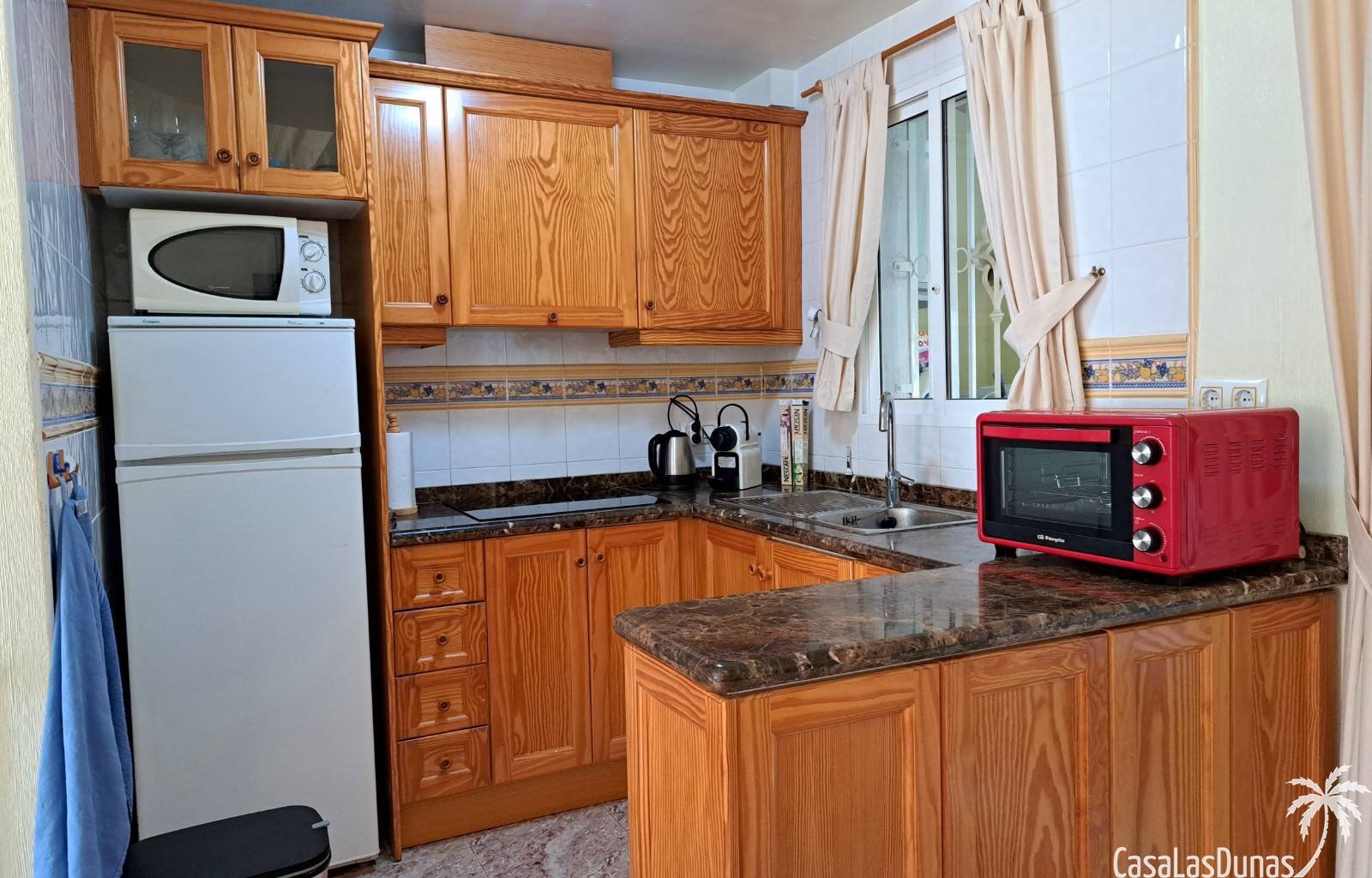  *Auf diesen Artikel erhalten Sie 10 % Rabatt, wenn er innerhalb von 2 Wochen eintrifft, solange er noch verfügbar ist.
 Ein Ferienhaus im Zentrum von