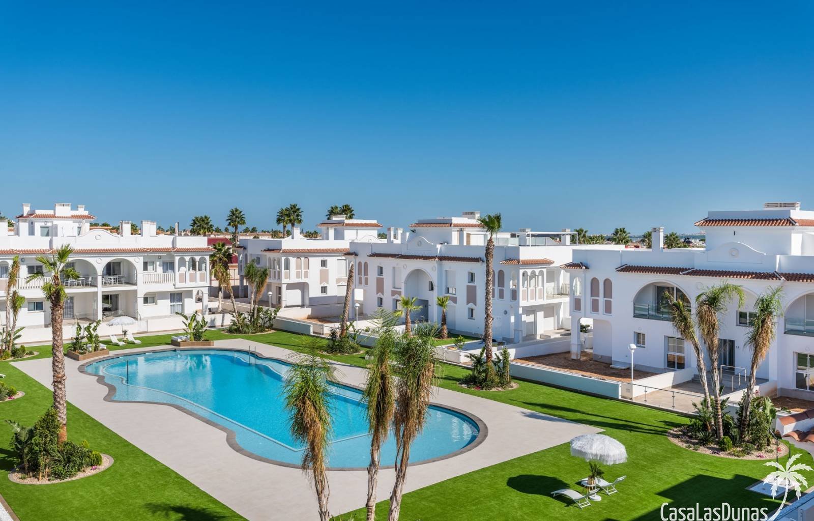 Dieses Projekt besteht aus mehreren Modellen, die von Reihenhäusern über Wohnungen mit Privatgarten bis hin zu Wohnungen mit Dachterrasse reichen. Al