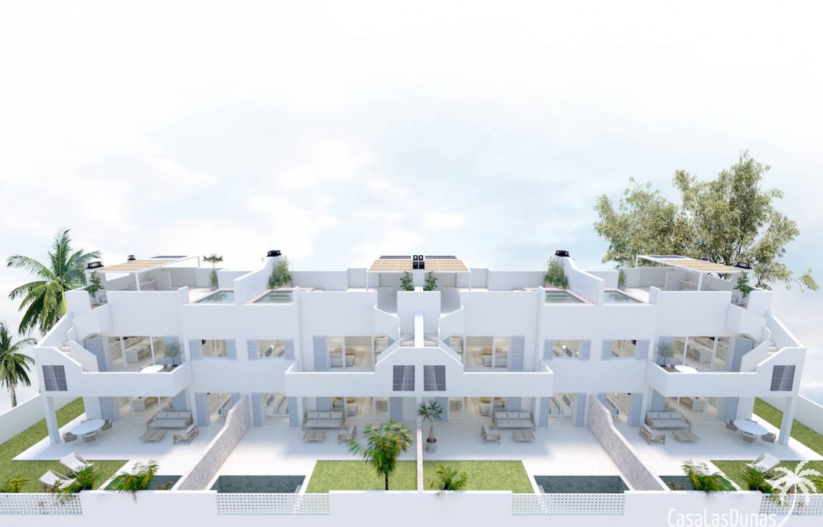 Im Erdgeschoss befinden sich 2 weitere Wohnungen mit Terrasse, großem Garten und privatem Pool. Diese Apartments verfügen außerdem über 3 Schlafzimme