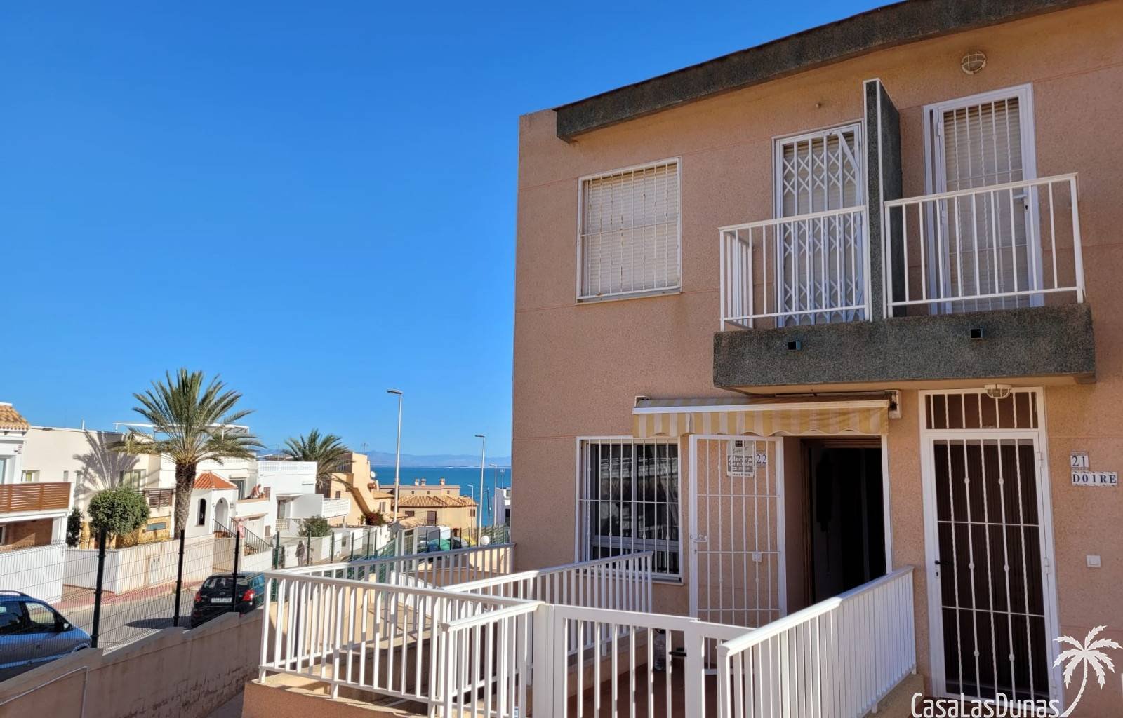 Dieses Ferienhaus im belebten Küstenort La Mata ist ein idealer Ausgangspunkt für einen erholsamen Urlaub. Mit seiner traditionellen spanischen Dekor