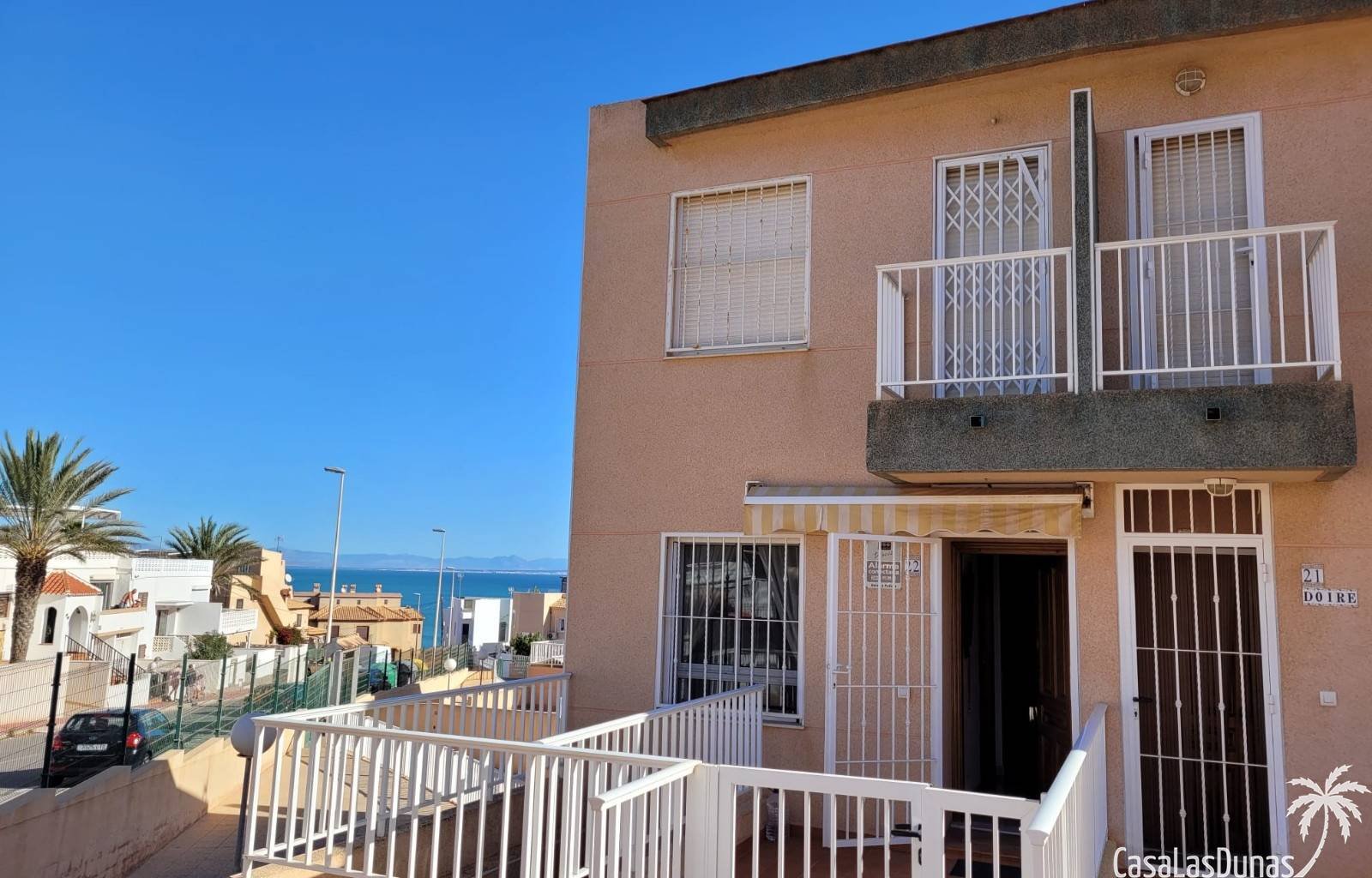 Dieses Ferienhaus im belebten Küstenort La Mata ist ein idealer Ausgangspunkt für einen erholsamen Urlaub. Mit seiner traditionellen spanischen Dekor