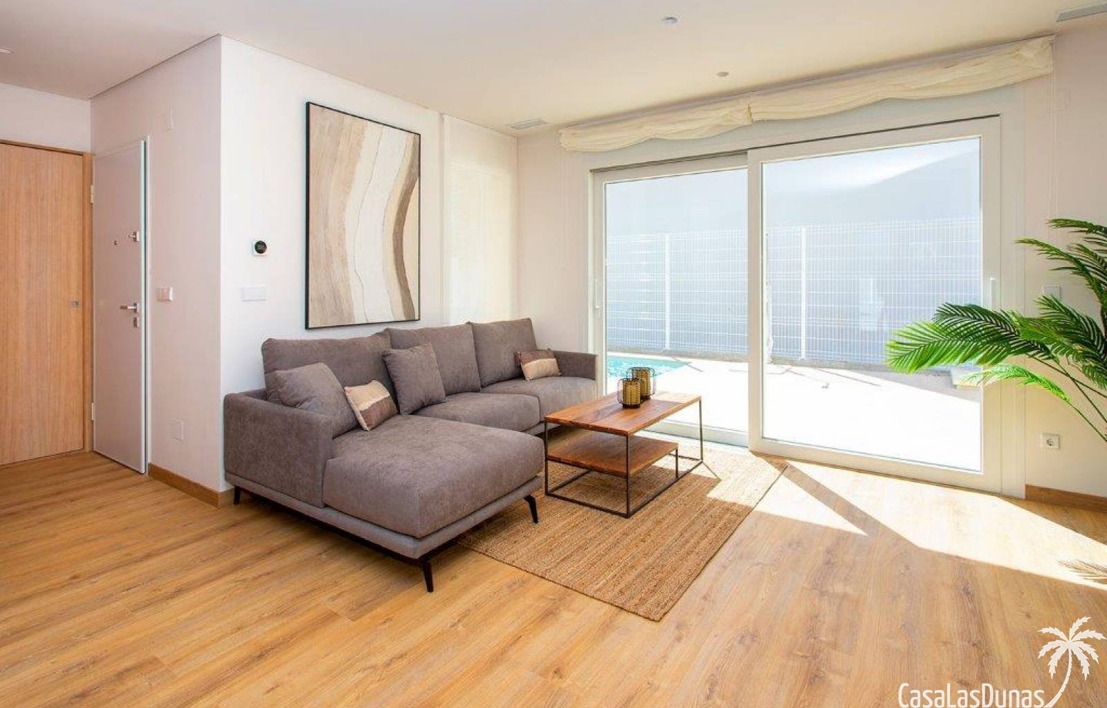  In der charmanten Stadt Hondón de las Nieves entstehen diese wunderschönen neuen Villen mit privatem Pool. Dieses Neubauprojekt bestehend aus 8 Häuse