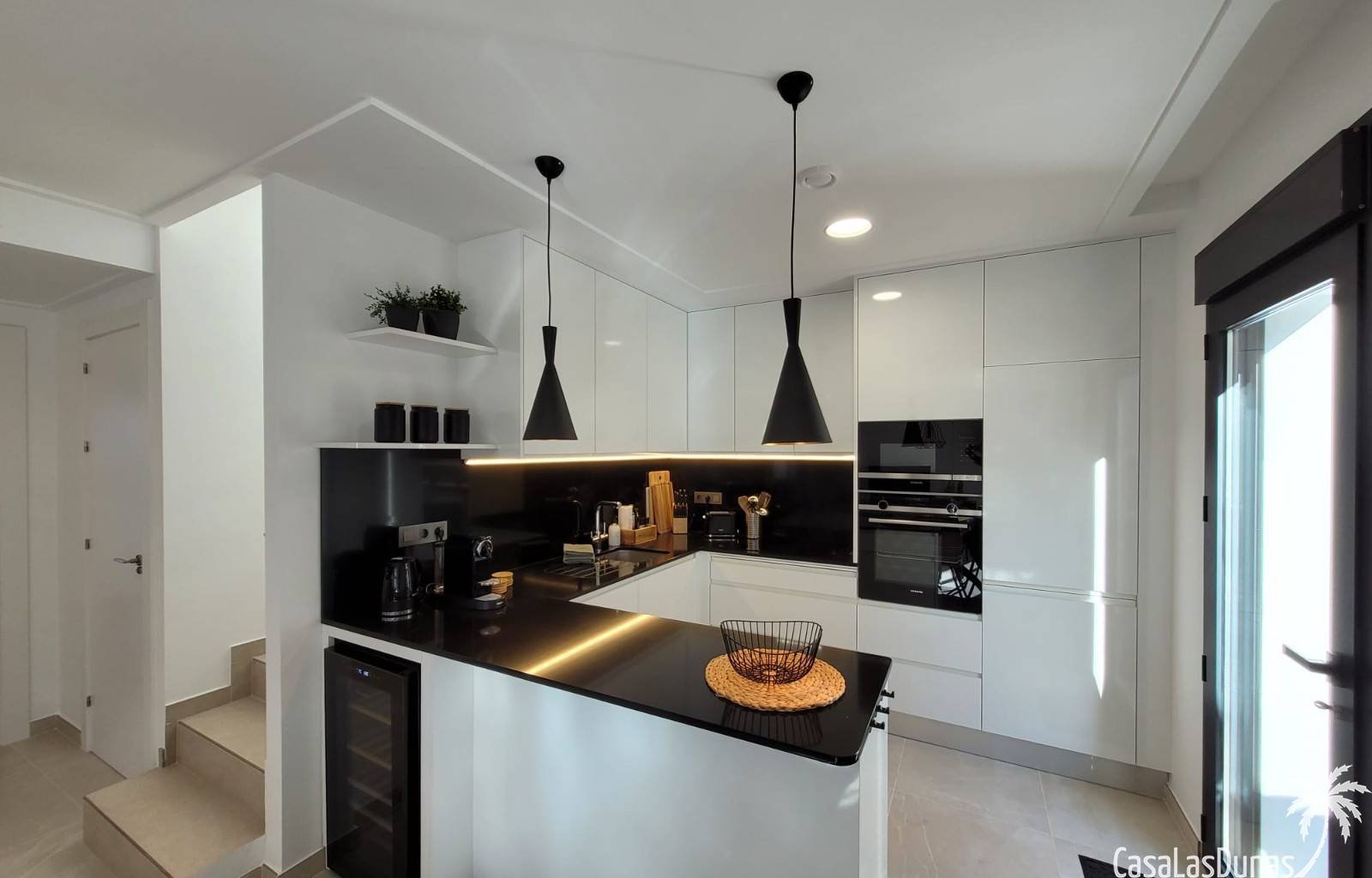 Casa Tortuga ist das ideale Reiseziel für einen unbeschwerten Urlaub unter der Sonne von Ciudad Quesada im Bundesstaat Rojales. Diese moderne, geschm