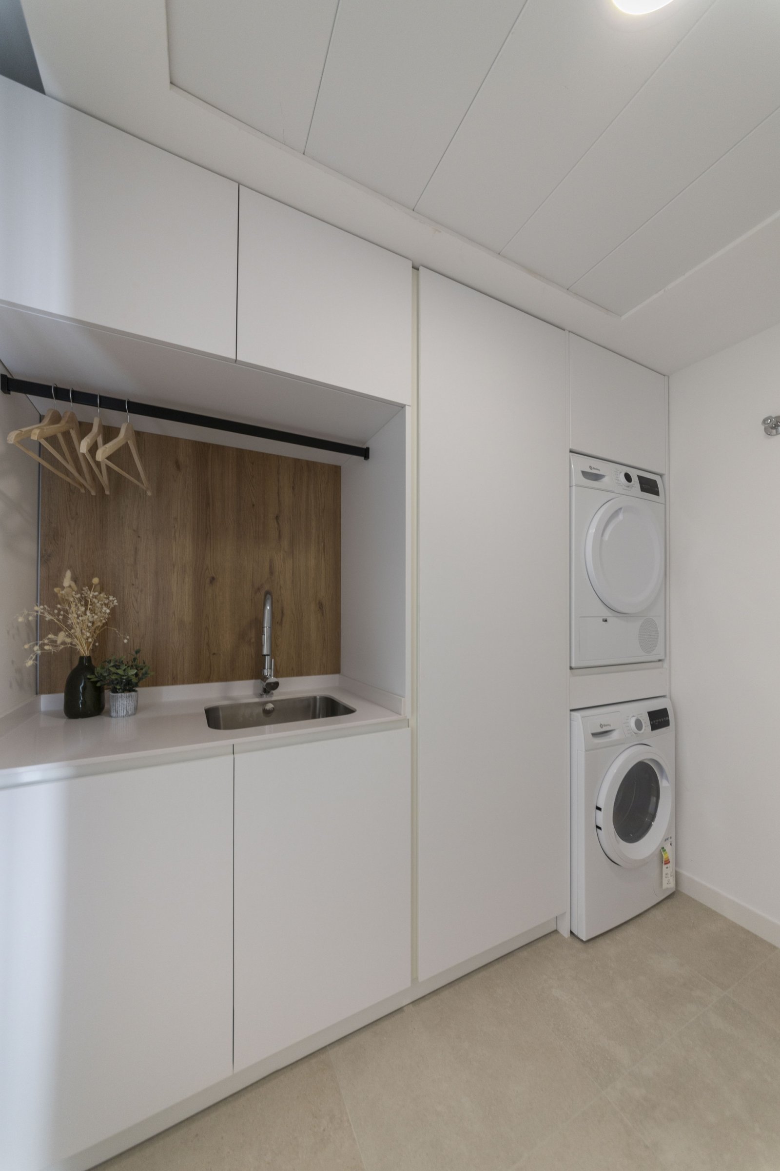 In der charmanten Region Murcia gelegen, bietet diese Wohnanlage 80 unabhängige Häuser, die für diejenigen entworfen wurden, die ein geräumiges und k