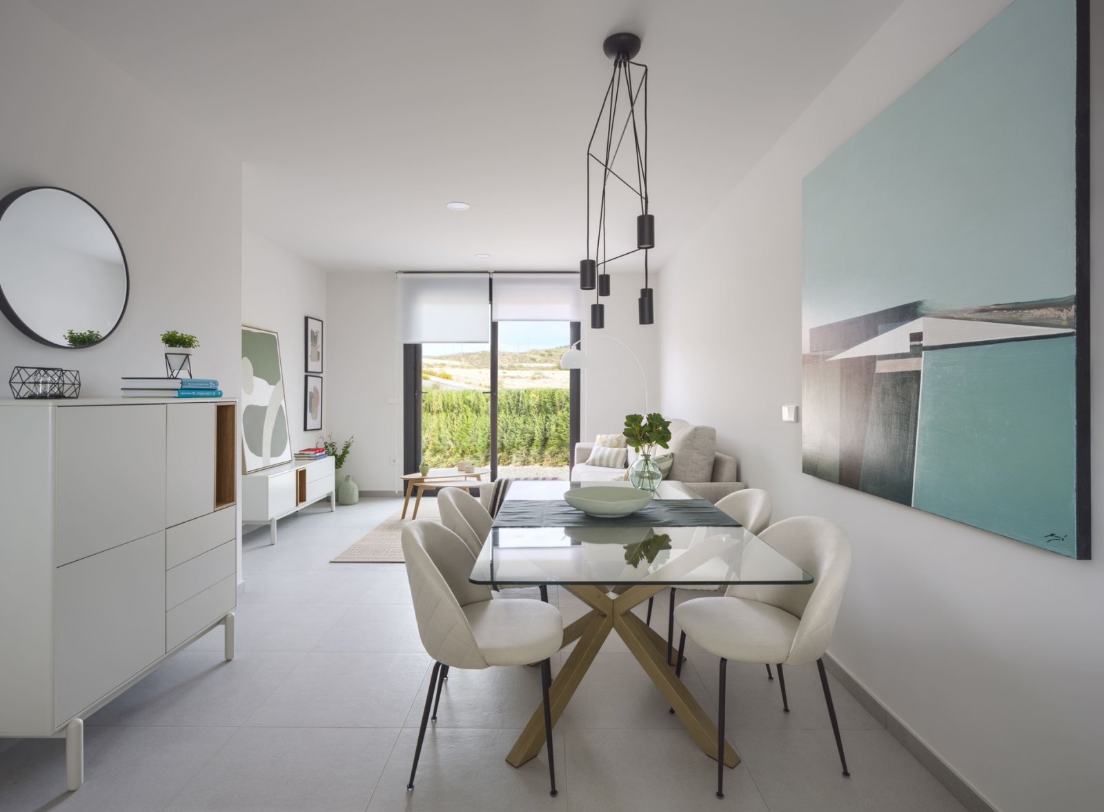 In der charmanten Region Murcia gelegen, bietet dieser Wohnkomplex 17 Reihenhäuser, die für diejenigen entworfen wurden, die ein komfortables und mod