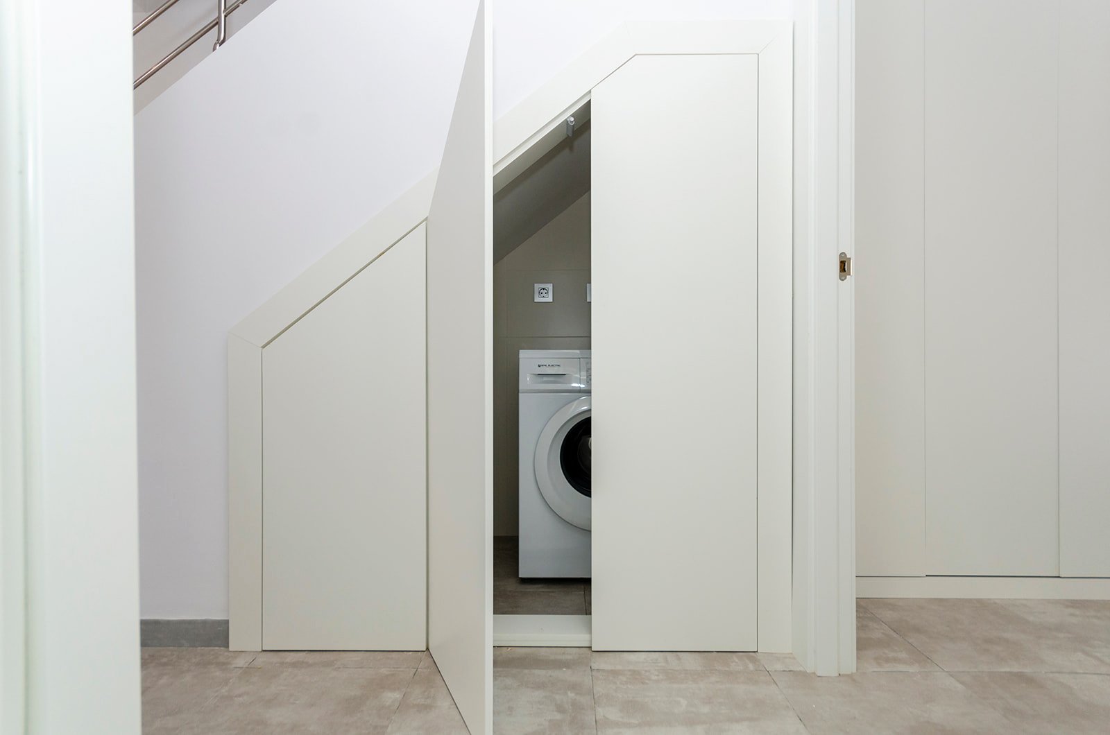 In der charmanten Stadt Torrevieja gelegen, bietet diese Wohnanlage eine exklusive Auswahl von 7 Reihenhäusern. Diese Häuser sind für diejenigen konz