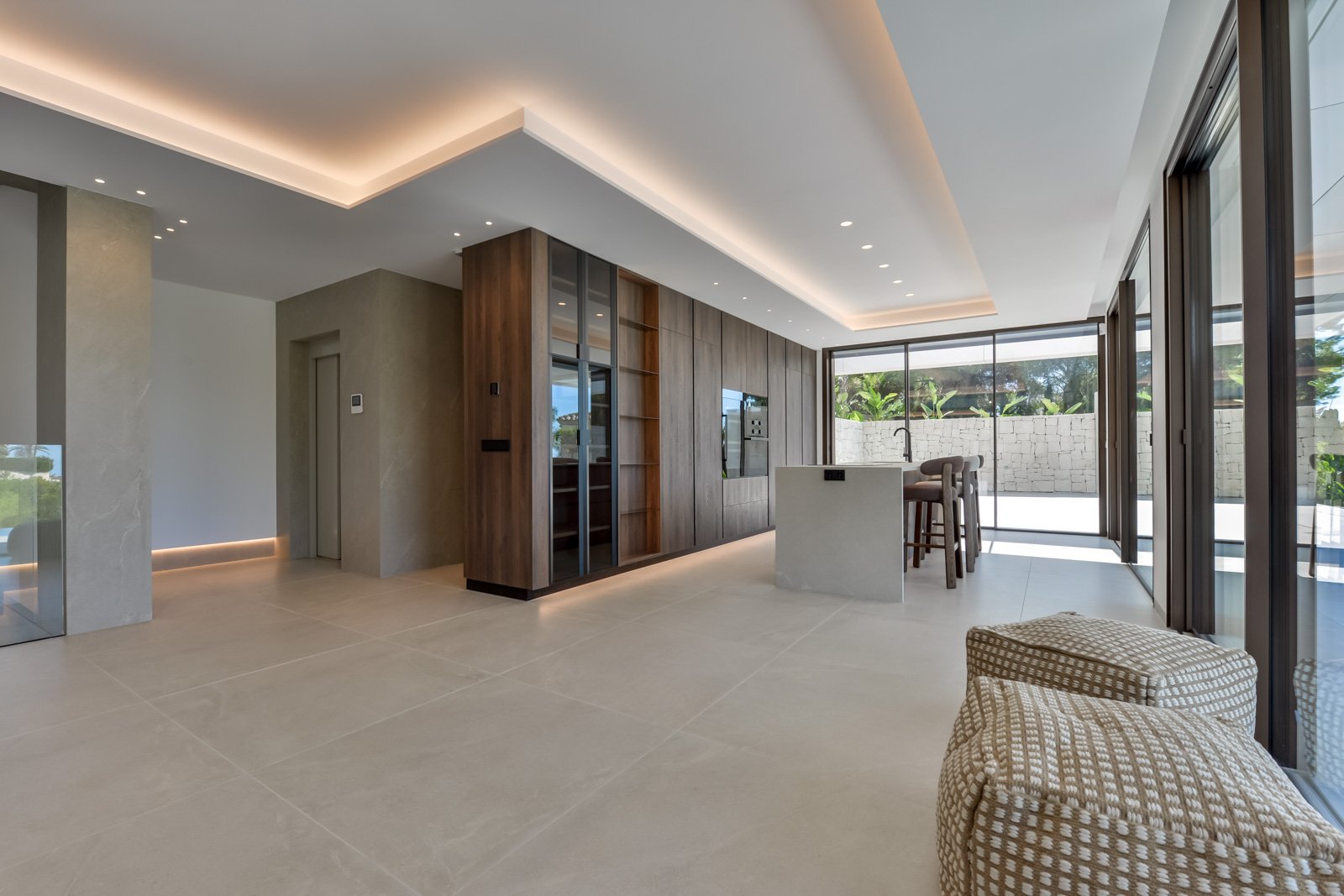  Komplett fertiggestellte Luxusimmobilie in Altea, mit Meerblick, in einer sehr ruhigen Gegend, gebaut nach Nachhaltigkeits- und Energieeffizienzstand