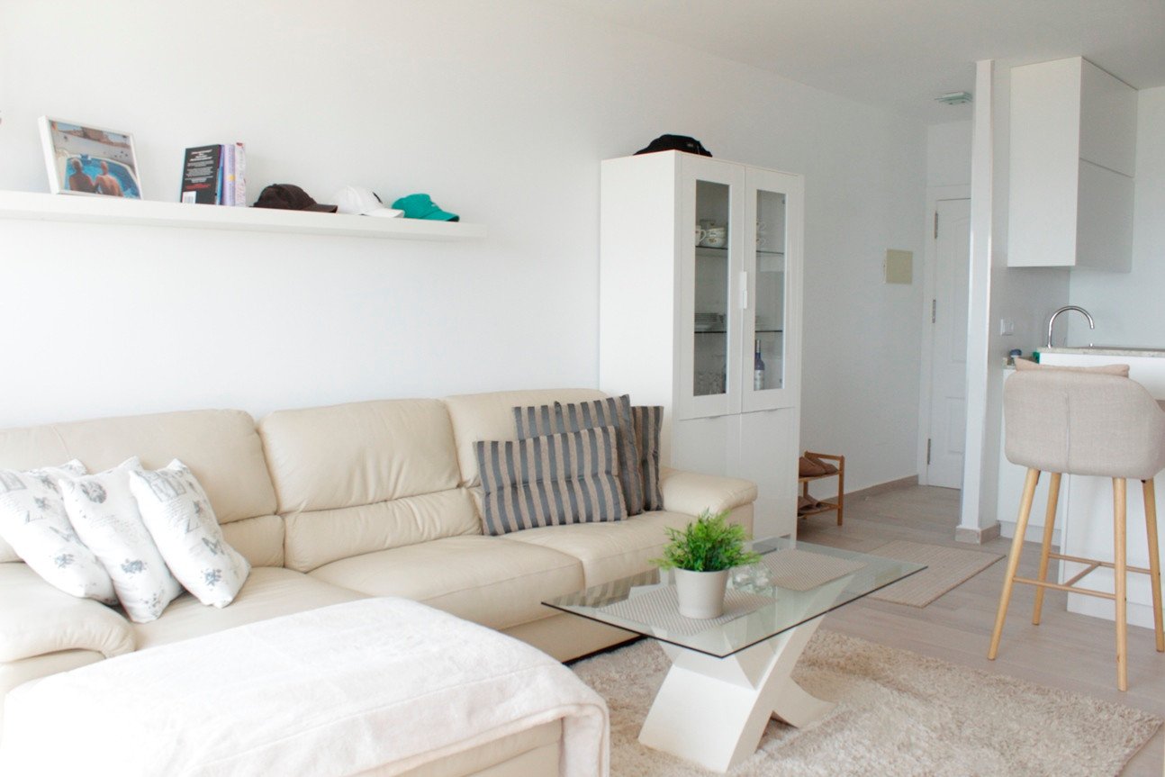 WOW!! Spektakuläre Penthouse-Wohnung direkt am Meer mit herrlichem Meerblick in Playa Flamenca Beach! Dieses 1-Schlafzimmer (ursprünglich 2 Schlafzi