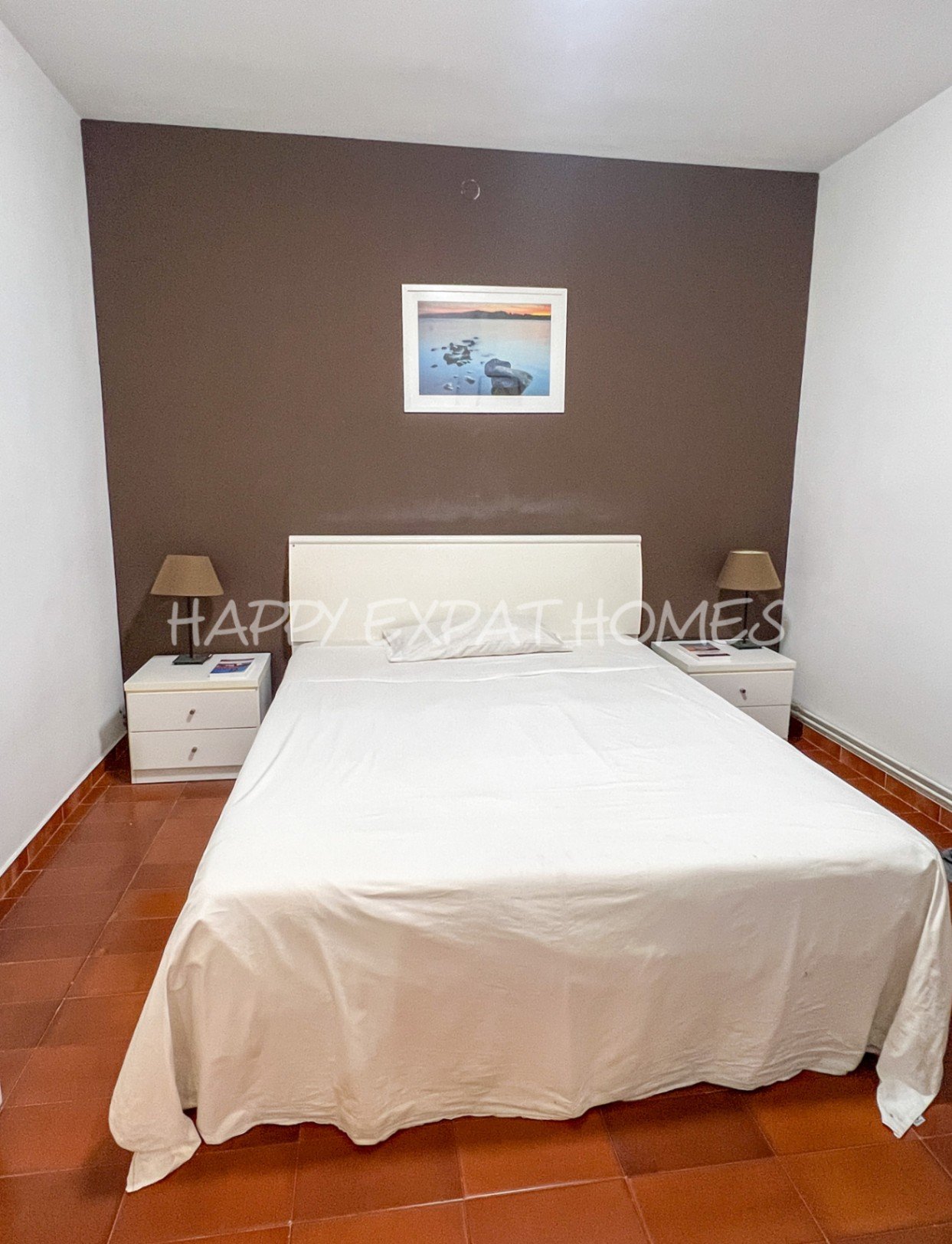 WOHNUNG IM ZENTRUM VON SITGES MIT TOURISTISCHER LIZENZ — Diese helle und geräumige Wohnung mit 105 m² liegt perfekt in einer der begehrtesten Gegenden