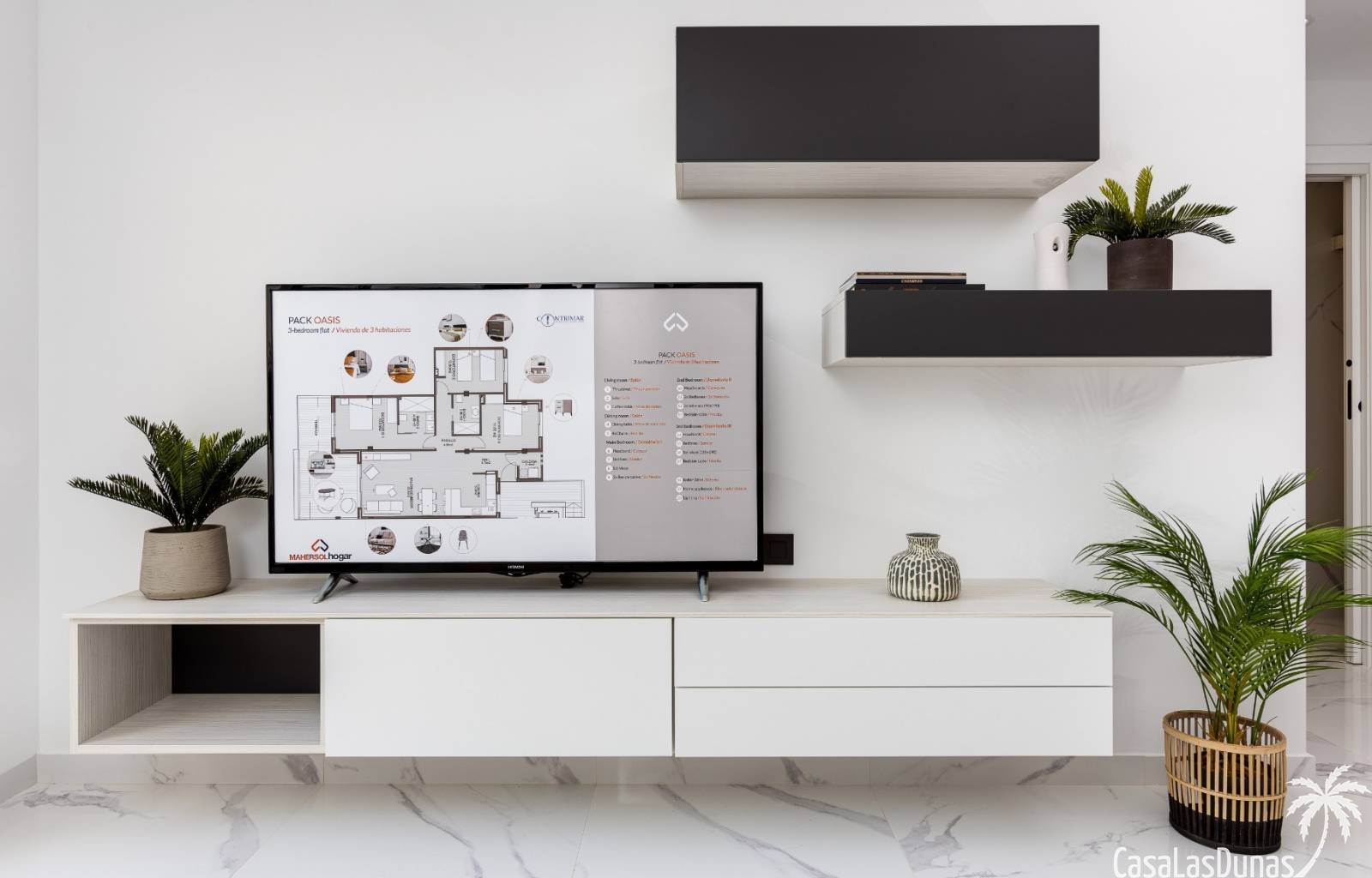 Oasis Beach XV ist ein Komplex von 130 Apartments, die die Wahl zwischen zwei oder drei Schlafzimmern und zwei Badezimmern haben, die um eine große G