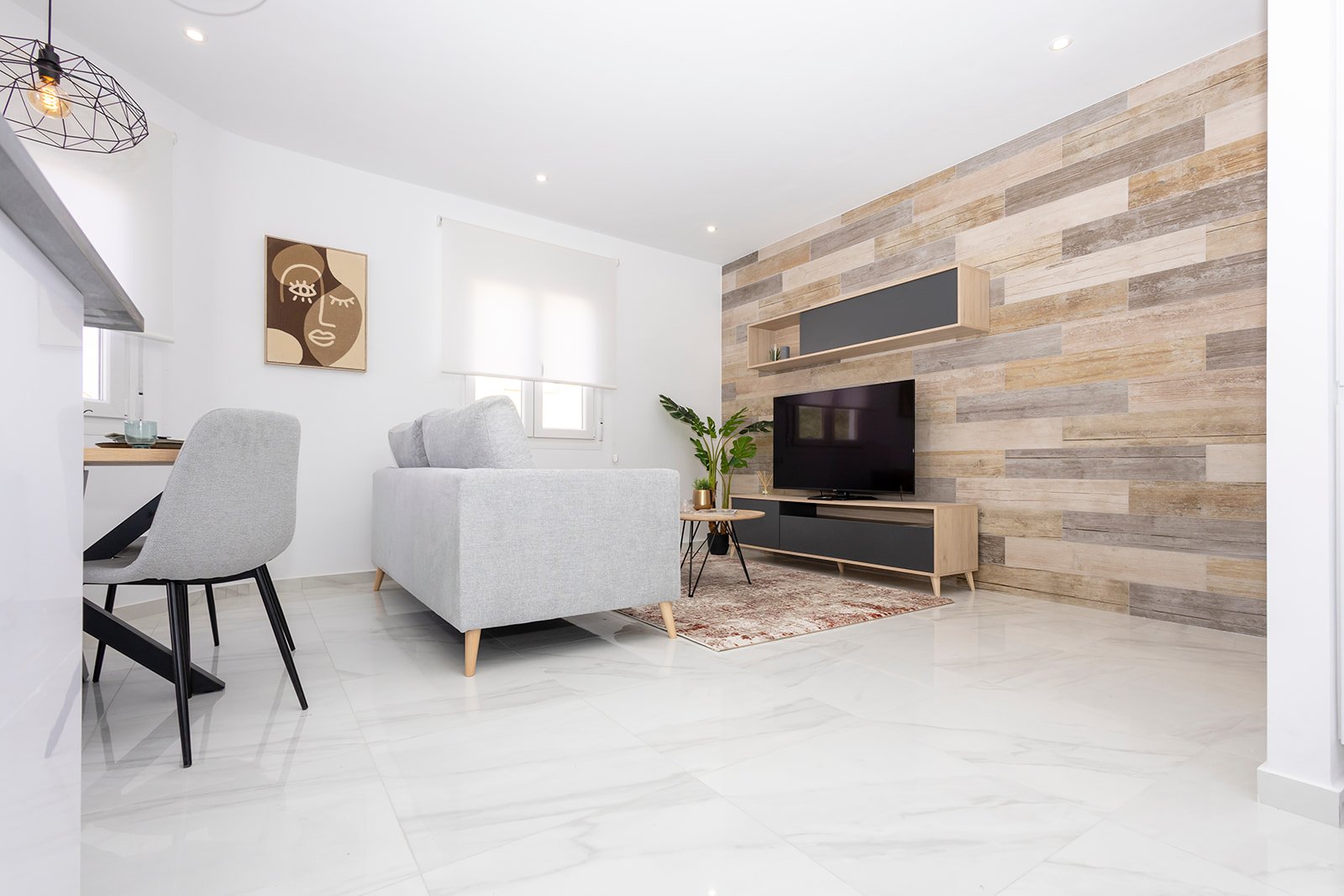 Im charmanten Ort Jacarilla gelegen, bietet diese Wohnanlage eine Auswahl an Wohnungen, die darauf ausgelegt sind, den Bedürfnissen derjenigen gerech