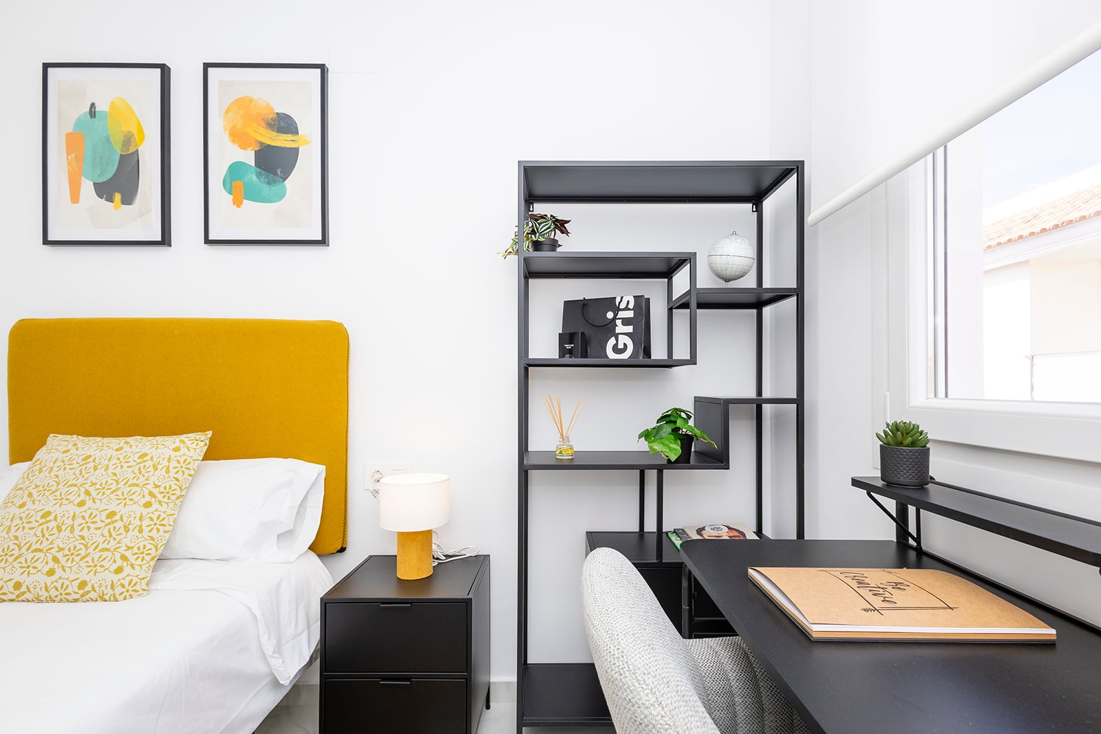 Im charmanten Ort Jacarilla gelegen, bietet diese Wohnanlage eine Auswahl an Wohnungen, die darauf ausgelegt sind, den Bedürfnissen derjenigen gerech