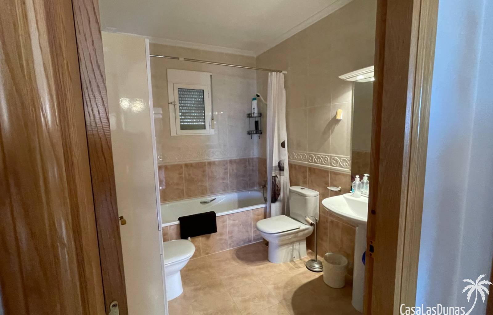 Casa Montenas ist das ideale Urlaubsziel für alle, die sowohl Komfort als auch Privatsphäre im Herzen der wunderschönen spanischen Landschaft suchen.