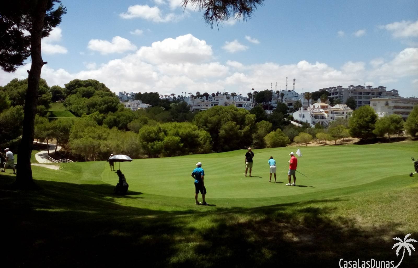 *Auf diesen Artikel erhalten Sie 10 % Rabatt, wenn er innerhalb von 2 Wochen eintrifft, solange er noch verfügbar ist.
Ein Ferienhaus im Zentrum von