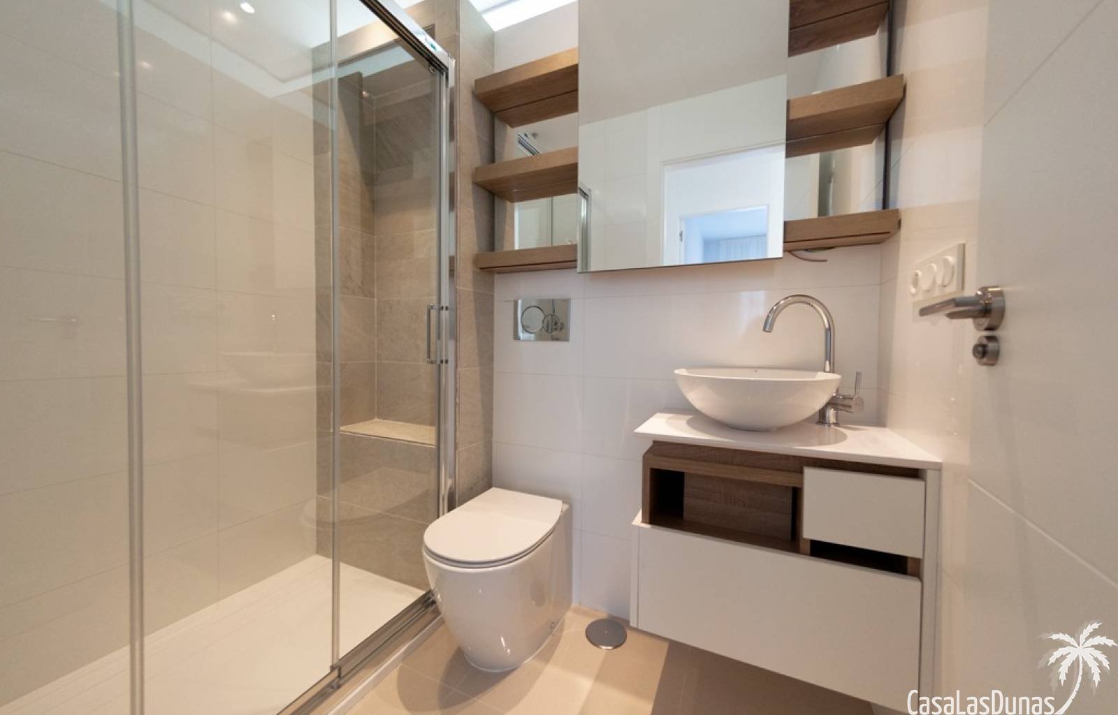 Dieses Projekt besteht aus mehreren Modellen, die von Reihenhäusern über Wohnungen mit Privatgarten bis hin zu Wohnungen mit Dachterrasse reichen. Al