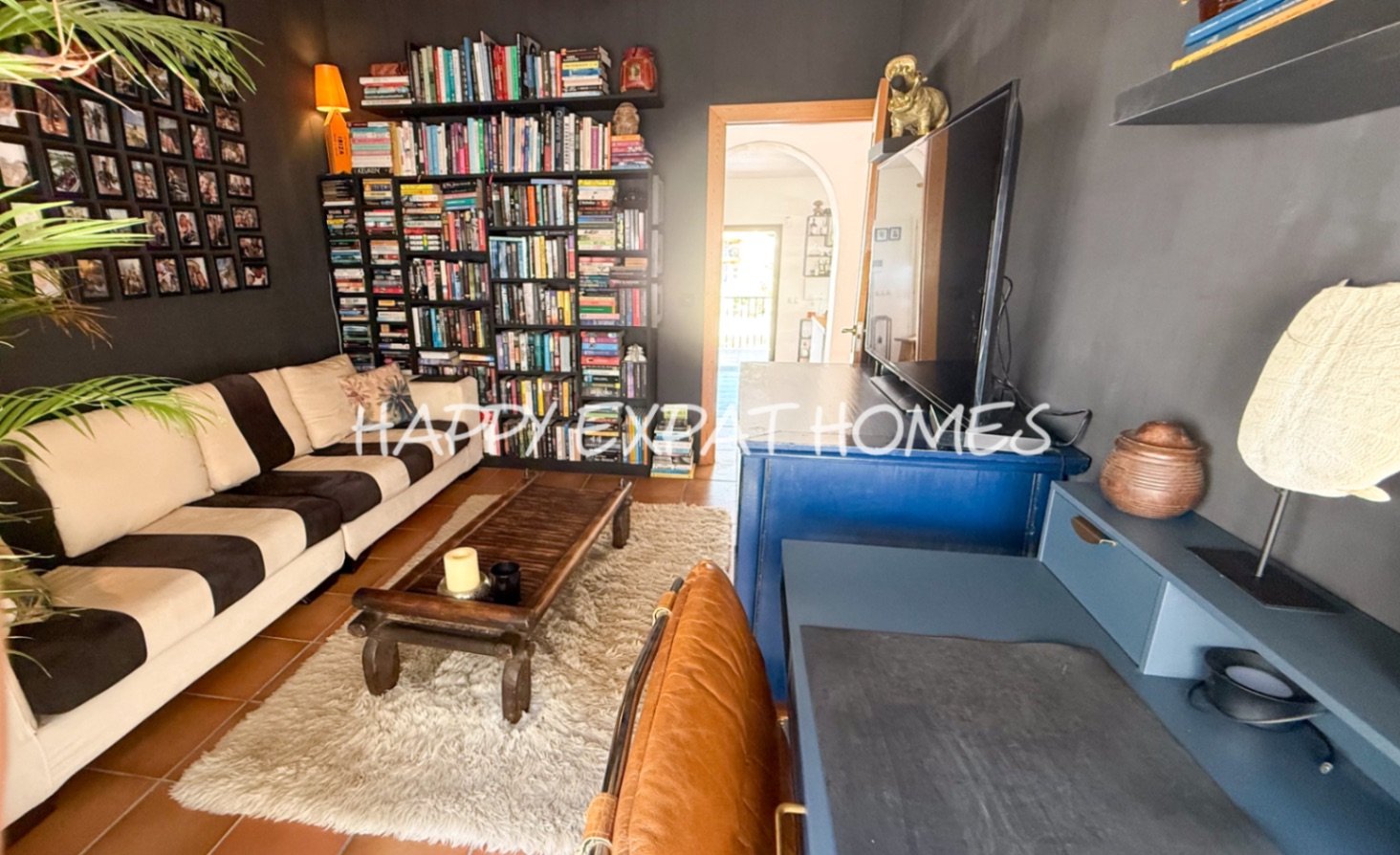 Dieses komplett möblierte Haus in einem perfekten Wartungszustand befindet sich in den ruhigen Hügeln von Olivella und bietet beeindruckende Ausblicke