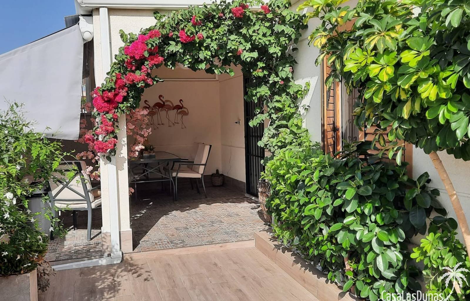 Wenn Sie auf der Suche nach einem idealen Feriendomizil sind, in dem Komfort und Luxus Hand in Hand gehen, dann ist Casa Flamenca die ideale Wahl fü