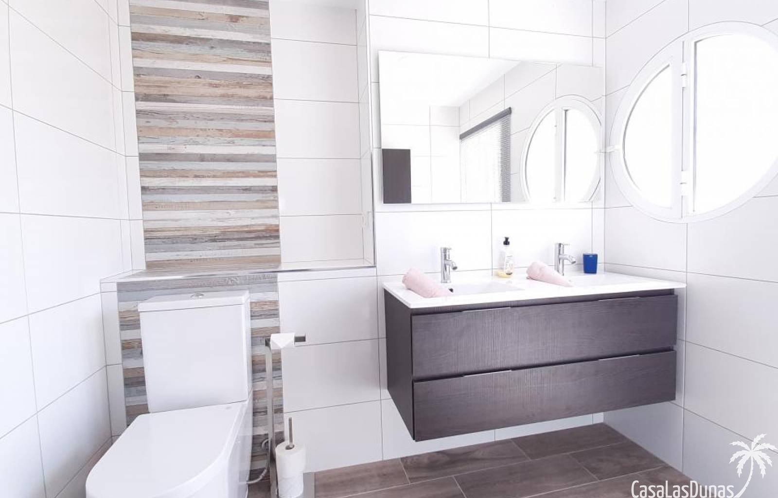 Wenn Sie auf der Suche nach einem idealen Feriendomizil sind, in dem Komfort und Luxus Hand in Hand gehen, dann ist Casa Flamenca die ideale Wahl fü