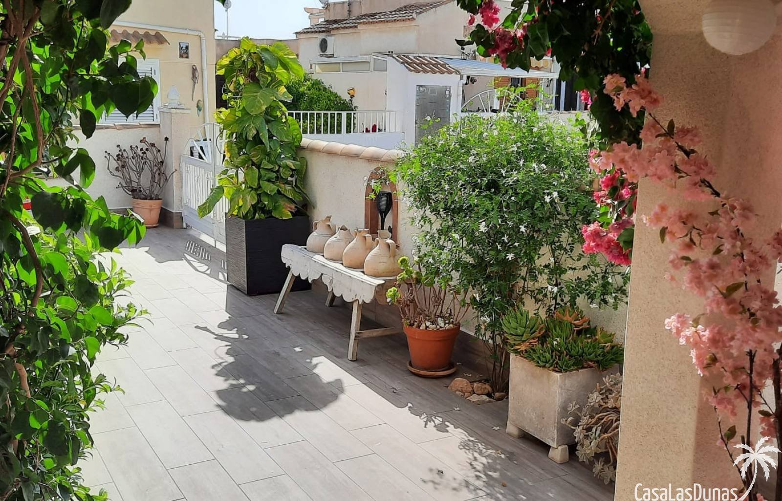 Wenn Sie auf der Suche nach einem idealen Feriendomizil sind, in dem Komfort und Luxus Hand in Hand gehen, dann ist Casa Flamenca die ideale Wahl fü