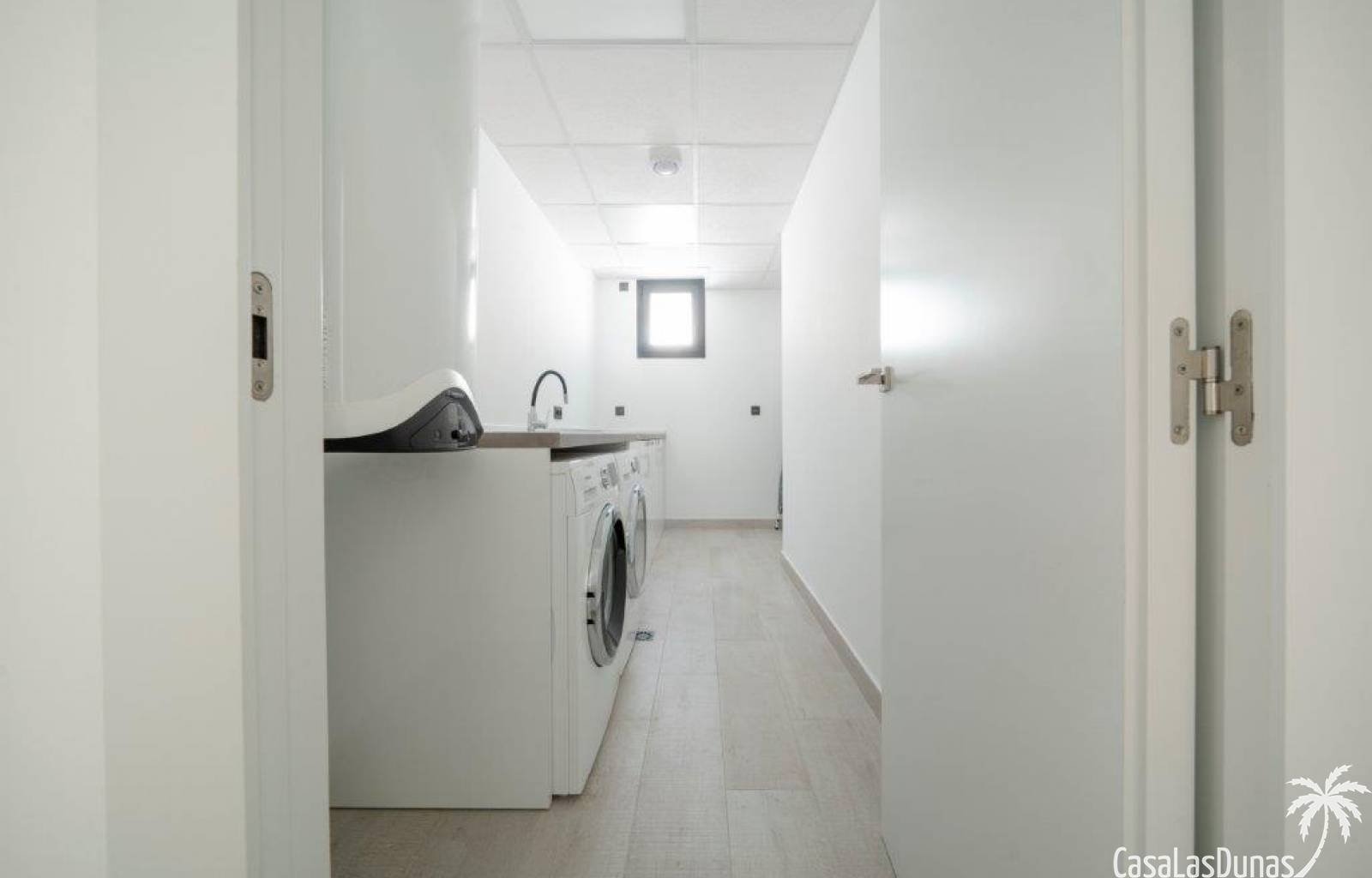 VILLA SUNRISE bietet ein unvergleichliches Urlaubserlebnis für diejenigen, die Luxus und Komfort in einer idyllischen Umgebung suchen. An der wunders