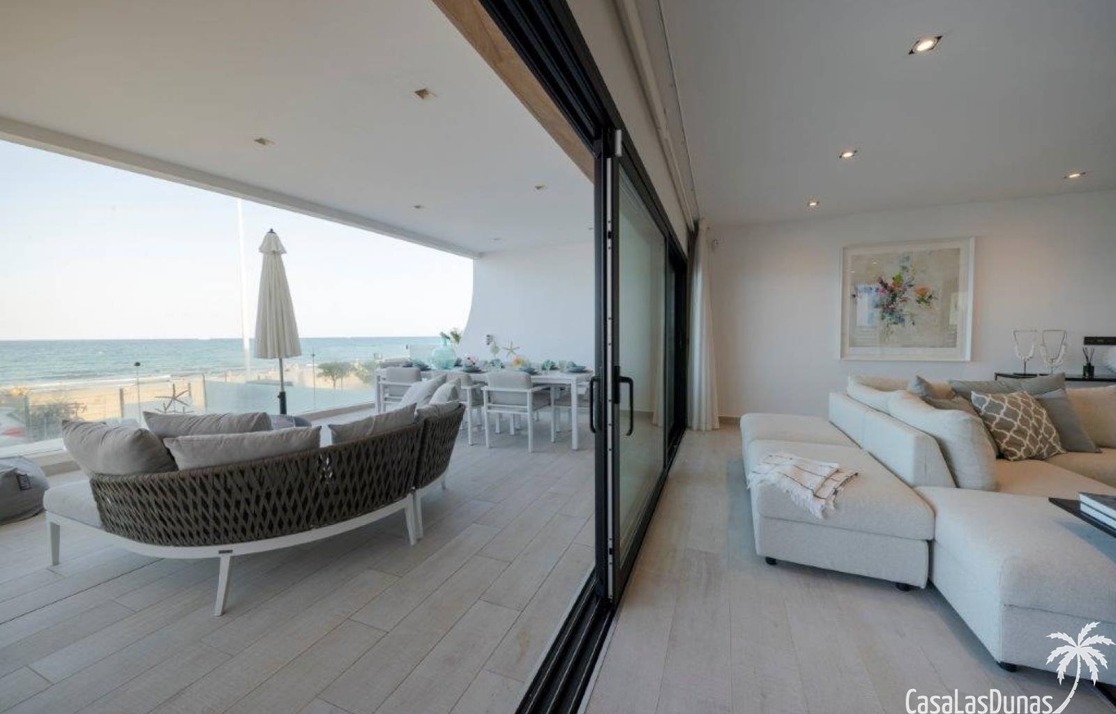 VILLA SUNRISE bietet ein unvergleichliches Urlaubserlebnis für diejenigen, die Luxus und Komfort in einer idyllischen Umgebung suchen. An der wunders