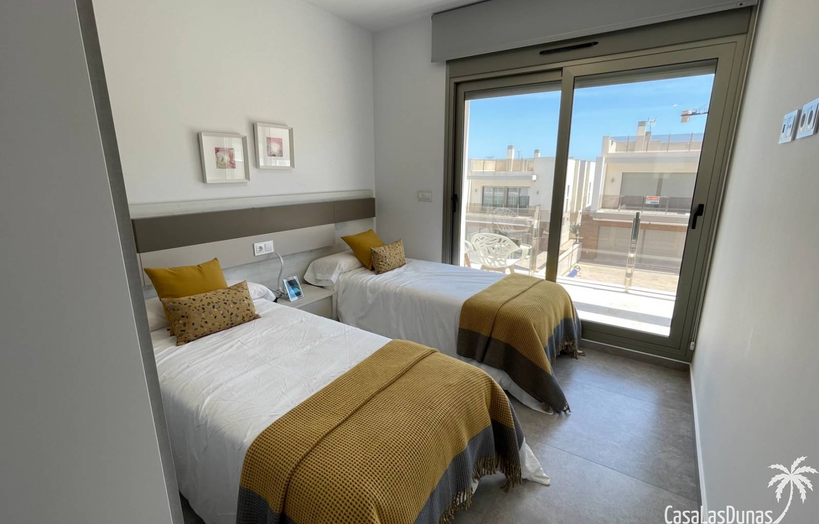 Schöne neue Villa mit privatem Pool. Genießen Sie Luxus und Ruhe in der Villa Diego, bestehend aus 3 Schlafzimmern und 3 Badezimmern, darunter 1 Schl