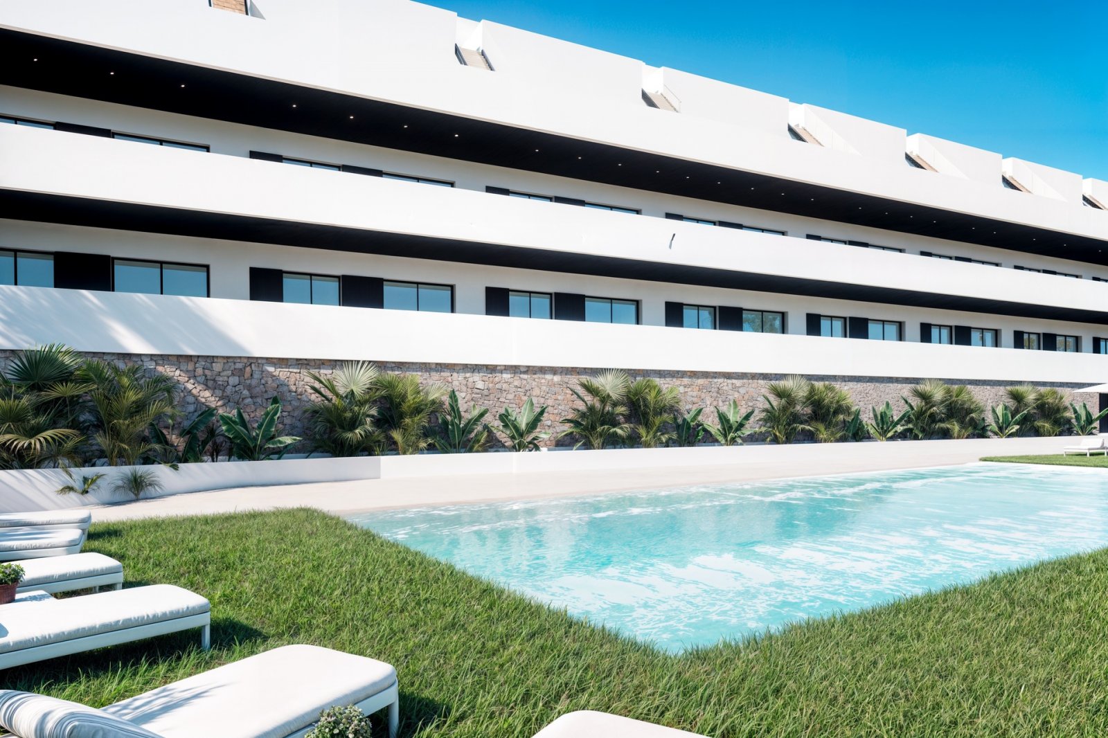 In der prestigeträchtigen Gegend von Golf Bahía gelegen, bietet dieser Wohnkomplex eine Auswahl von 60 Immobilien, darunter Apartments und Penthäuser