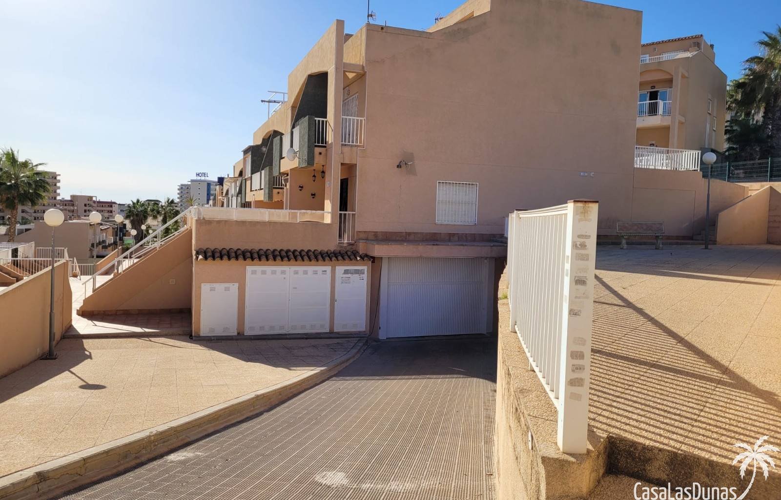 Dieses Ferienhaus im belebten Küstenort La Mata ist ein idealer Ausgangspunkt für einen erholsamen Urlaub. Mit seiner traditionellen spanischen Dekor