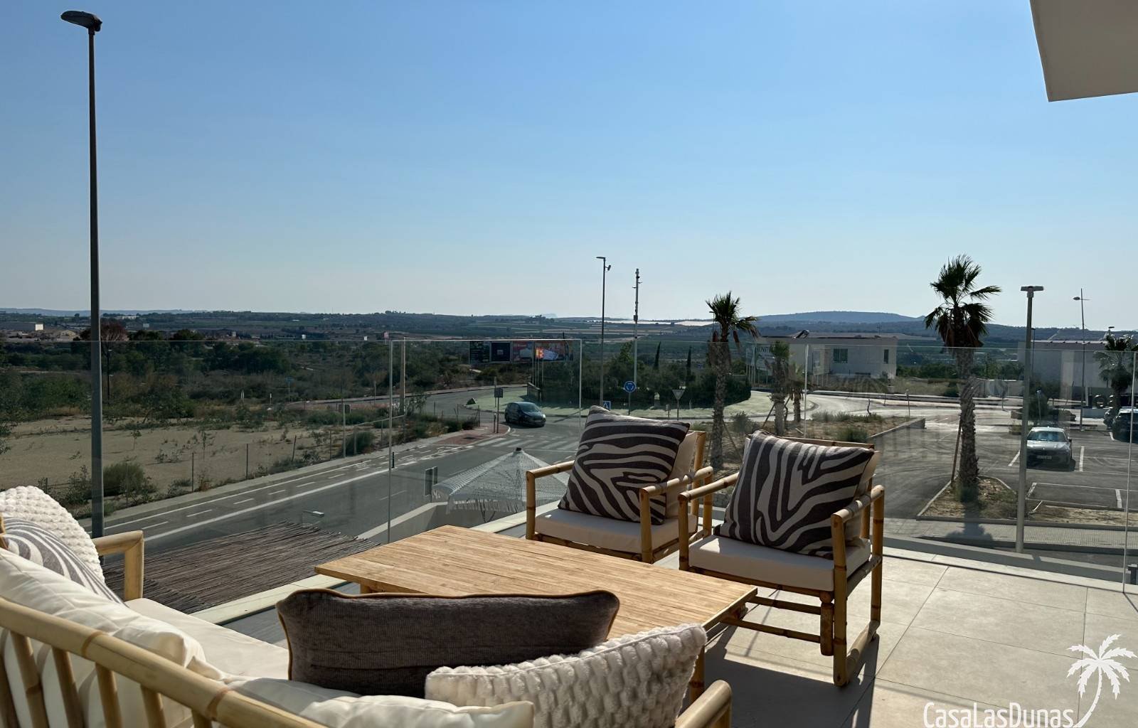 Die Villa Bella Sol ist ein idyllisches Feriendomizil im charmanten Städtchen Benijófar an der spanischen Costa Blanca. Die luxuriöse Villa wurde 202